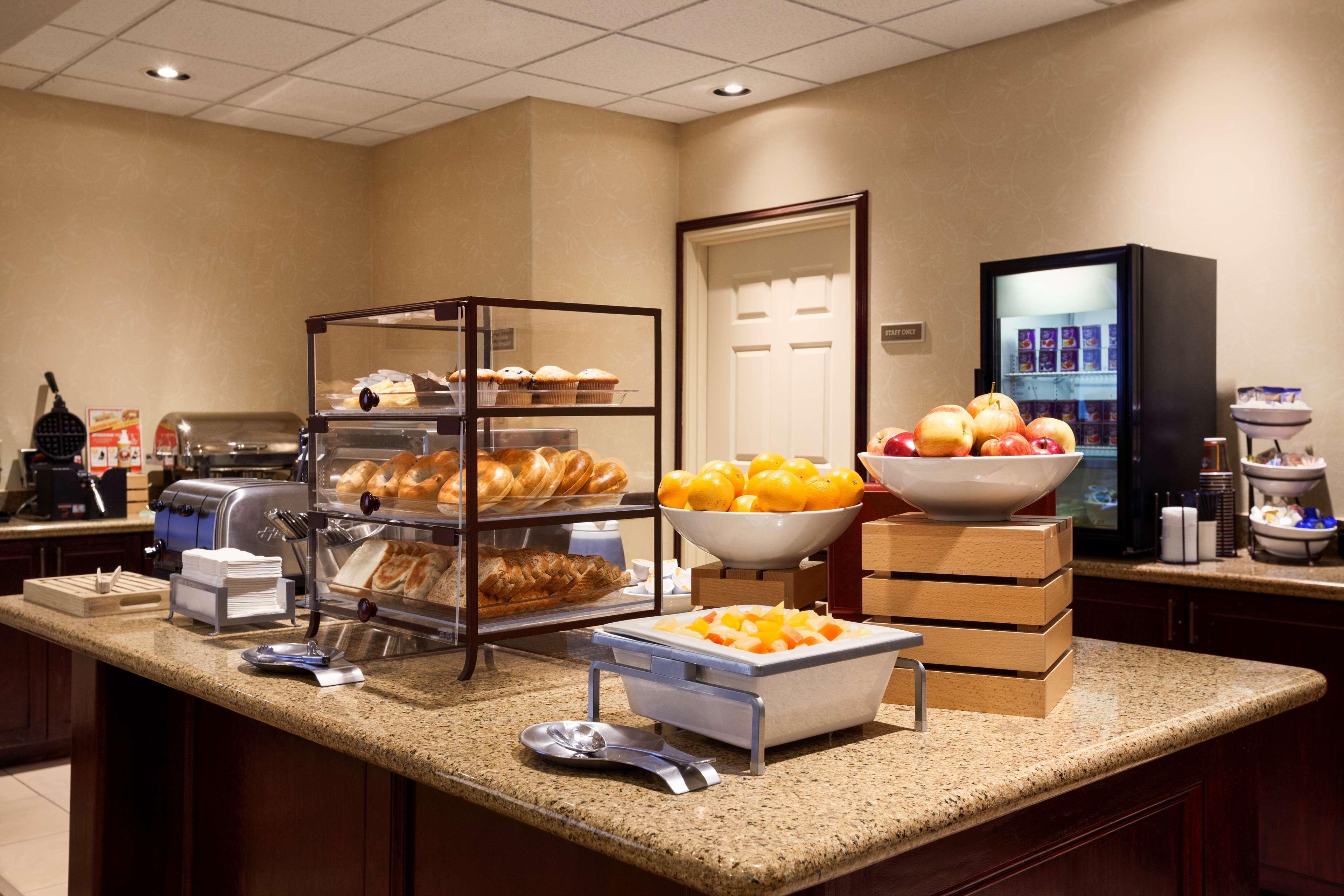 Restaurant Country Inn & Suites by Radisson, College Station, TX