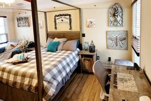 Alojamiento - Cast Iron Key Inn: Farm-to-Table Bed & Breakfast