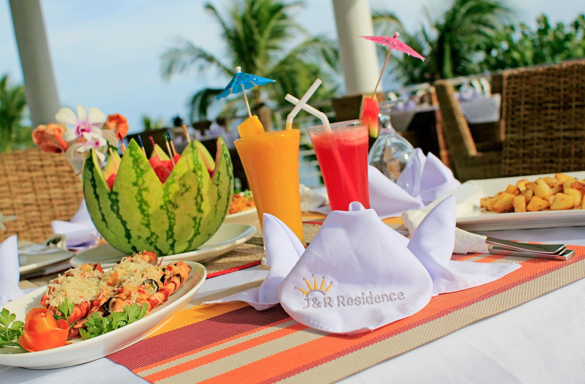 Restaurant J&R Residence