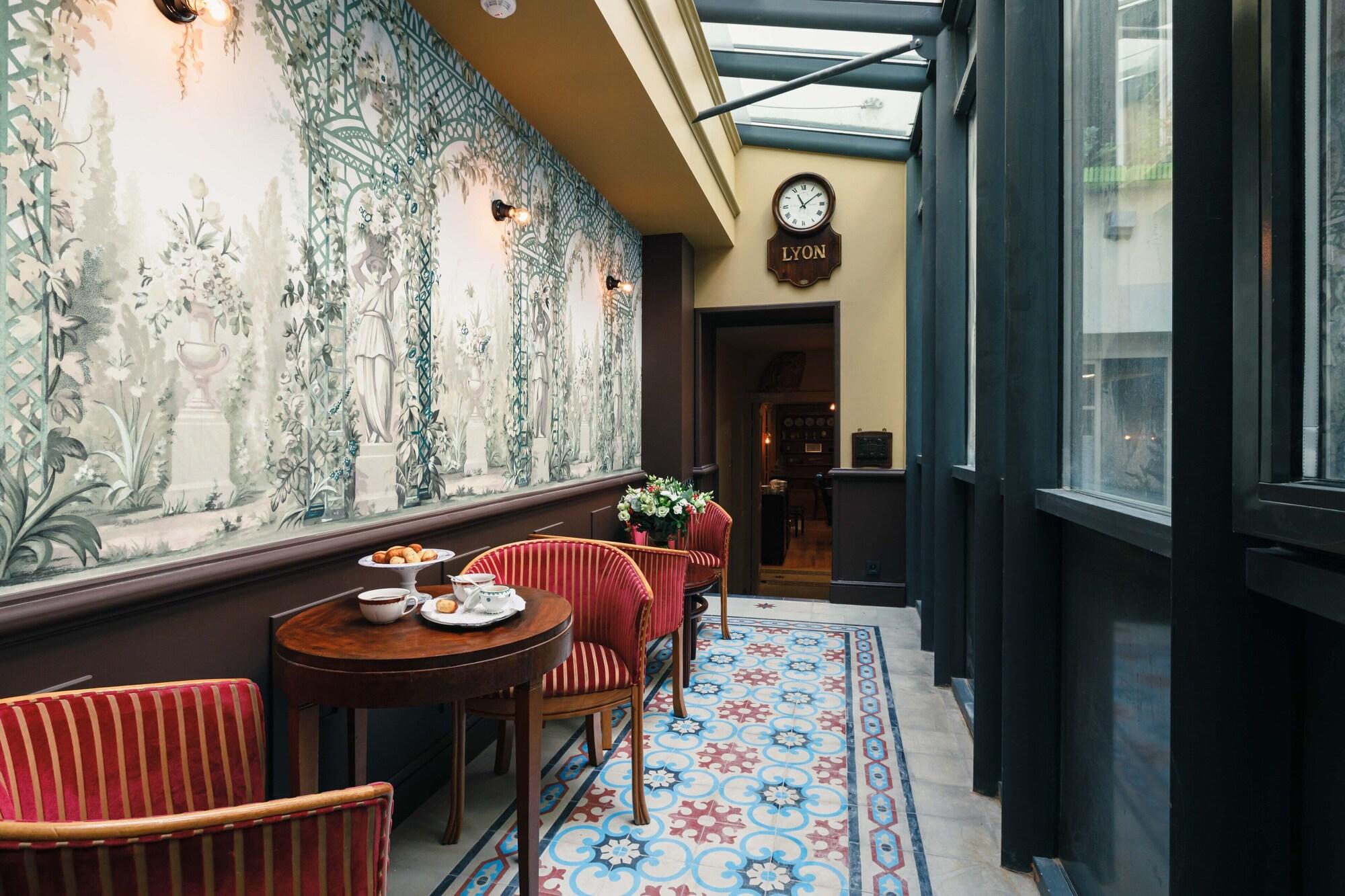 Varios Hôtel Bayard Bellecour