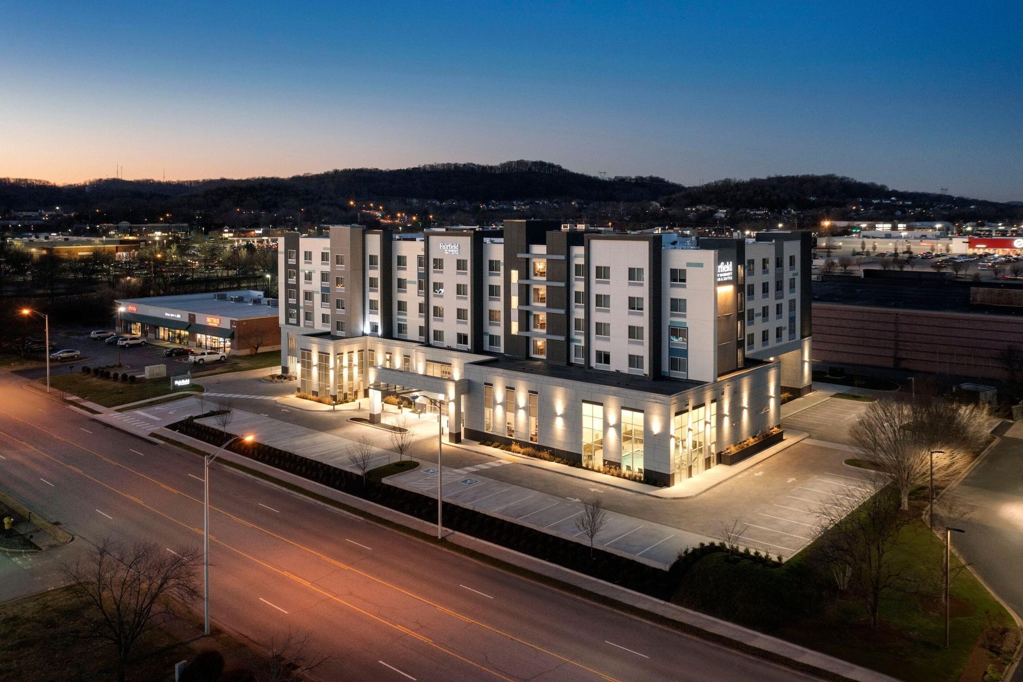 Varios Fairfield Inn & Suites by Marriott Franklin Cool Springs