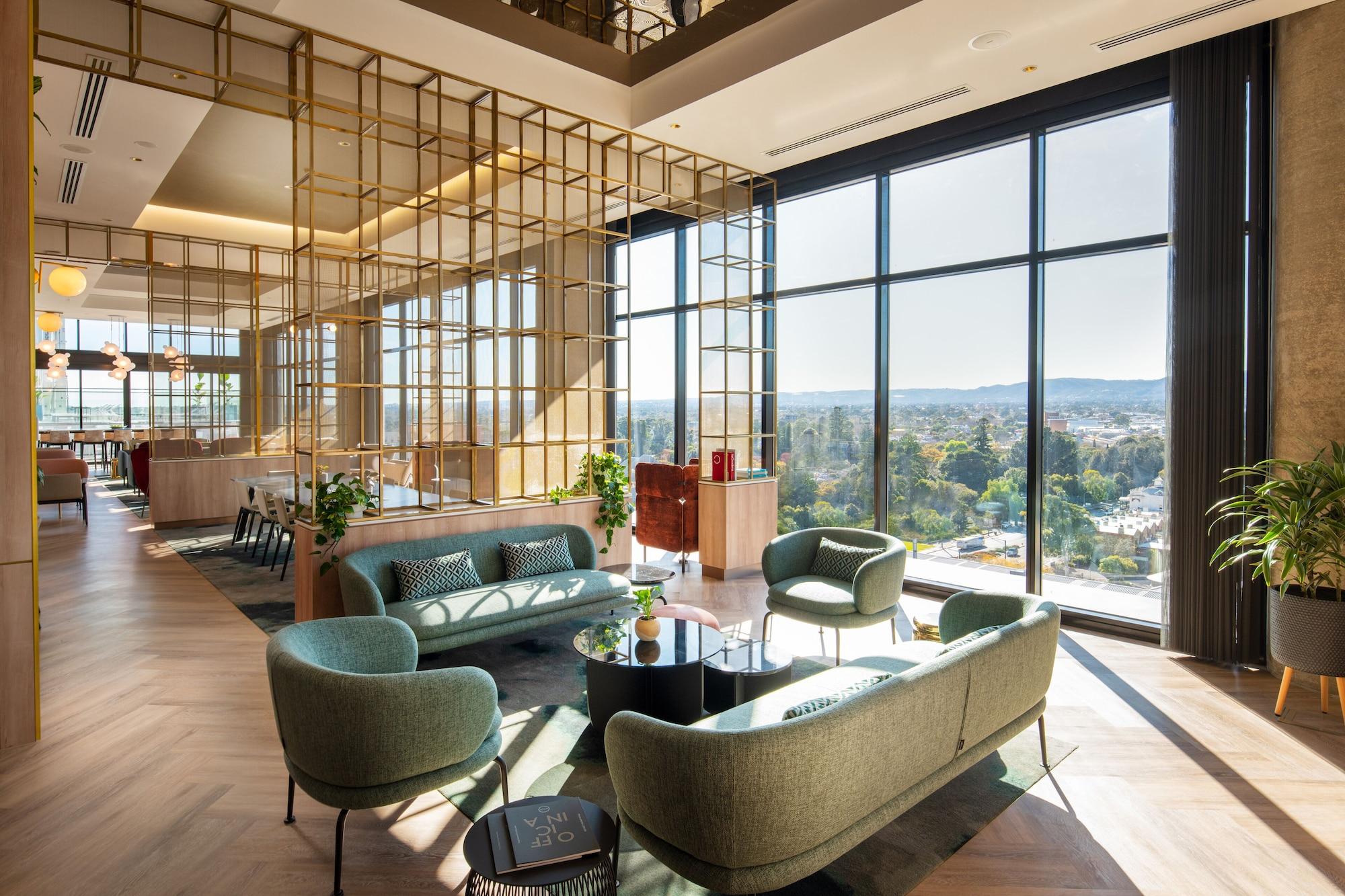 Vista Lobby Crowne Plaza Adelaide by IHG