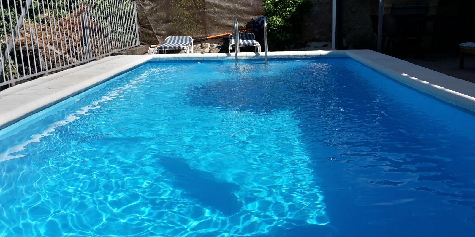 Vista Piscina Casa Rural Casona del Jerte