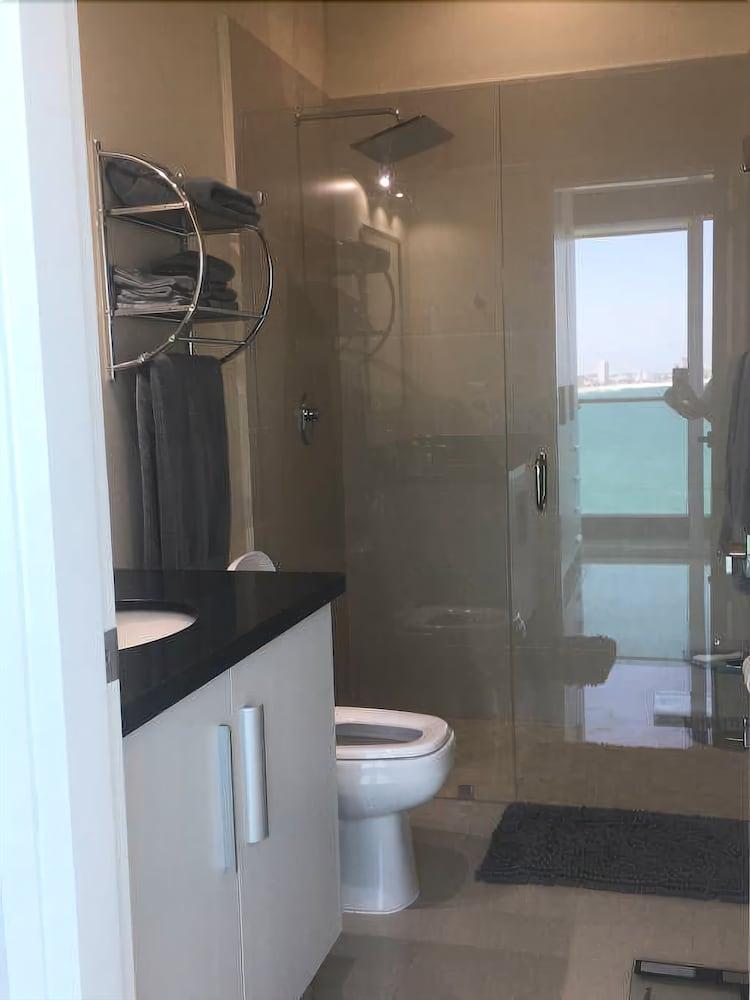 Baño Condo M 923K