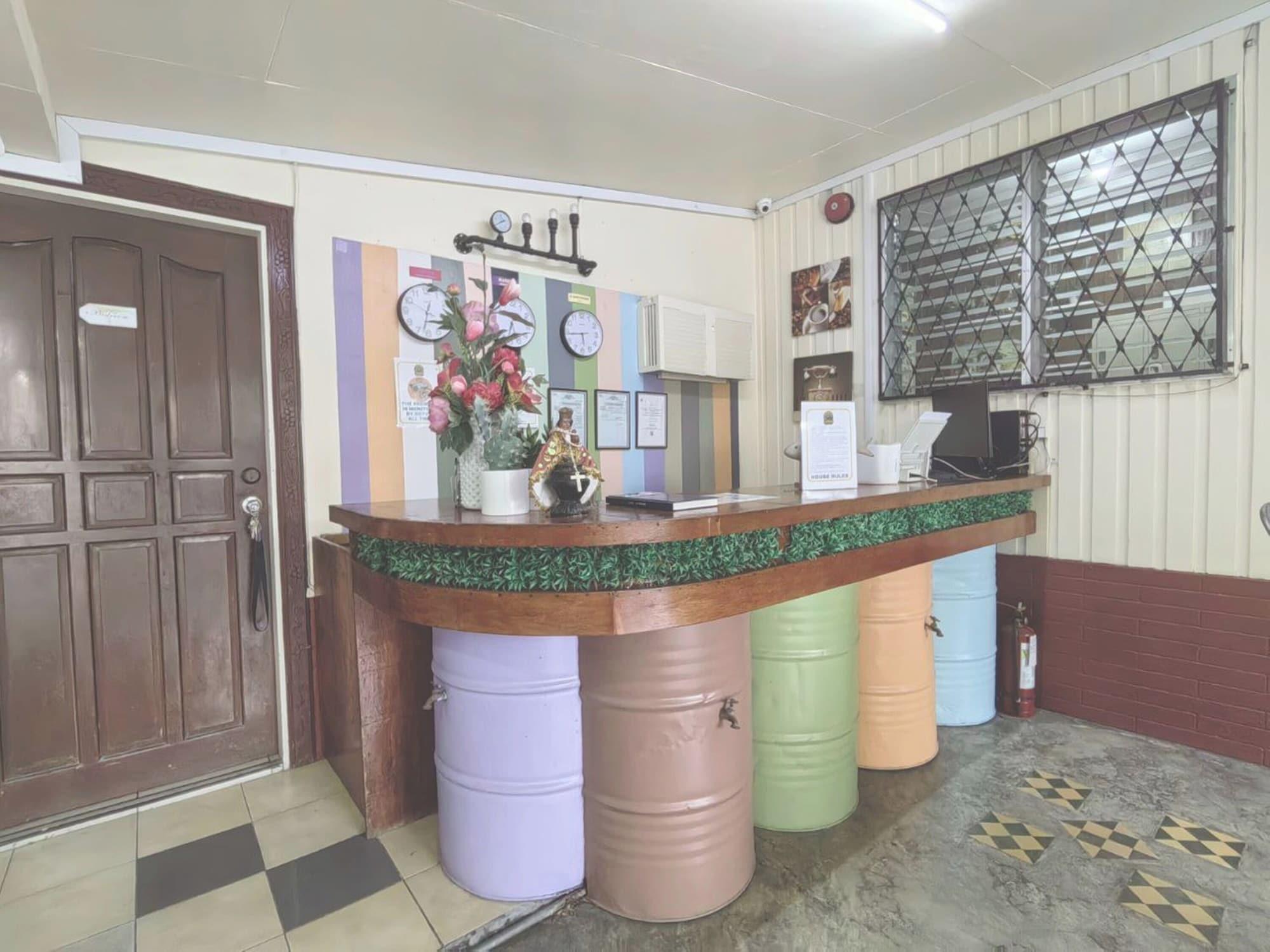 Vista Lobby Nappers Hostel