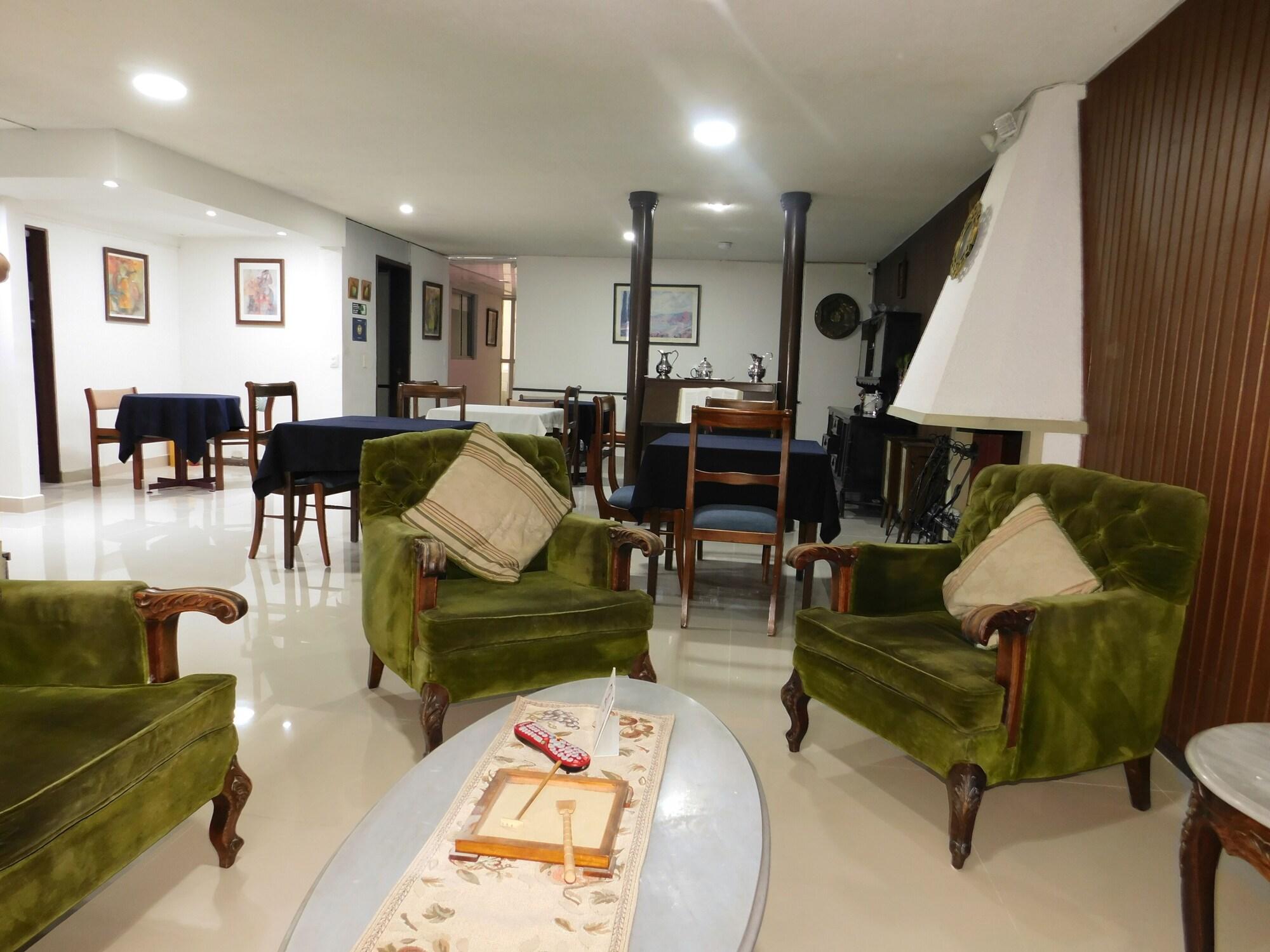 Varios Hotel Casa Navi