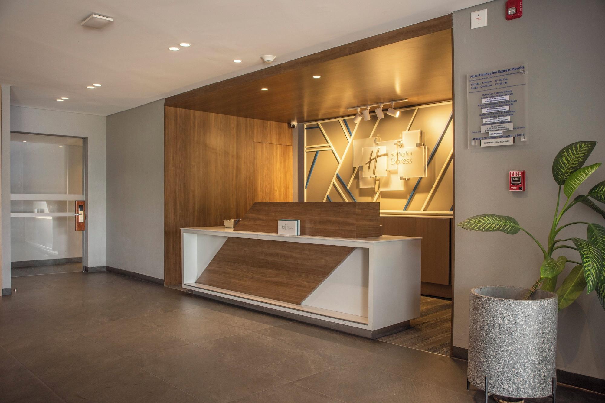 Vista Exterior Holiday Inn Express - Morelia by IHG