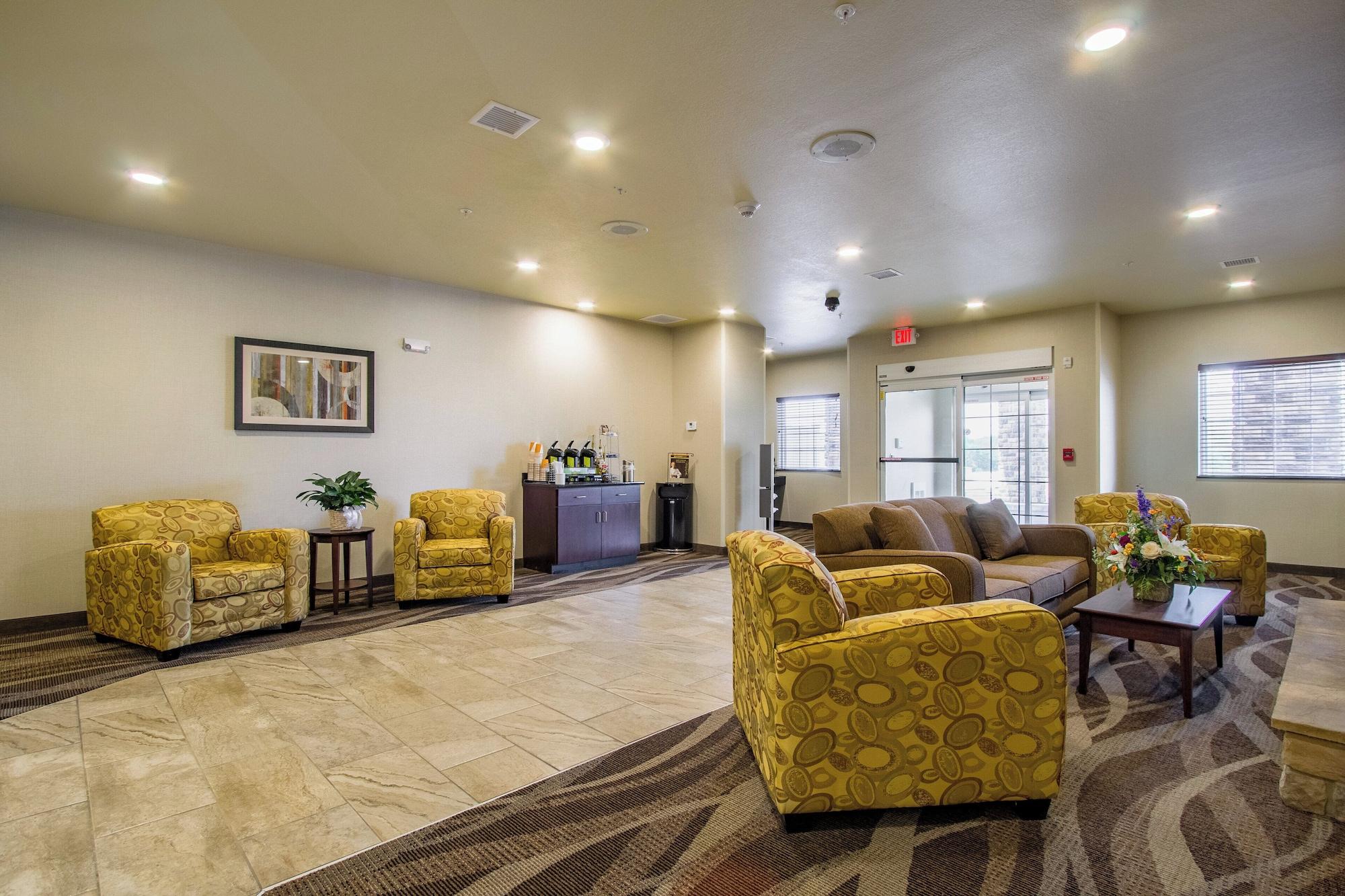 Vista Lobby Cobblestone Hotel & Suites - Orrville