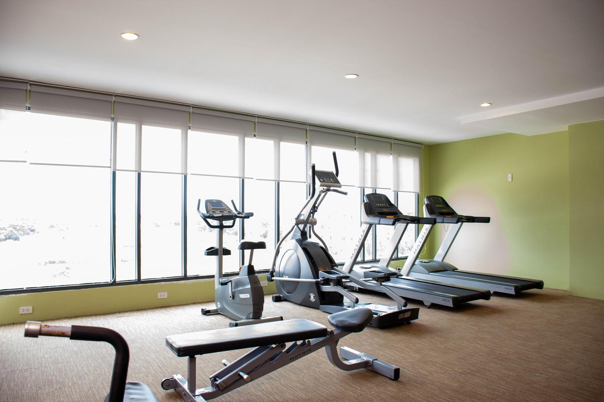 Gimnasio Chor Cher - The Luxury Green Hotel