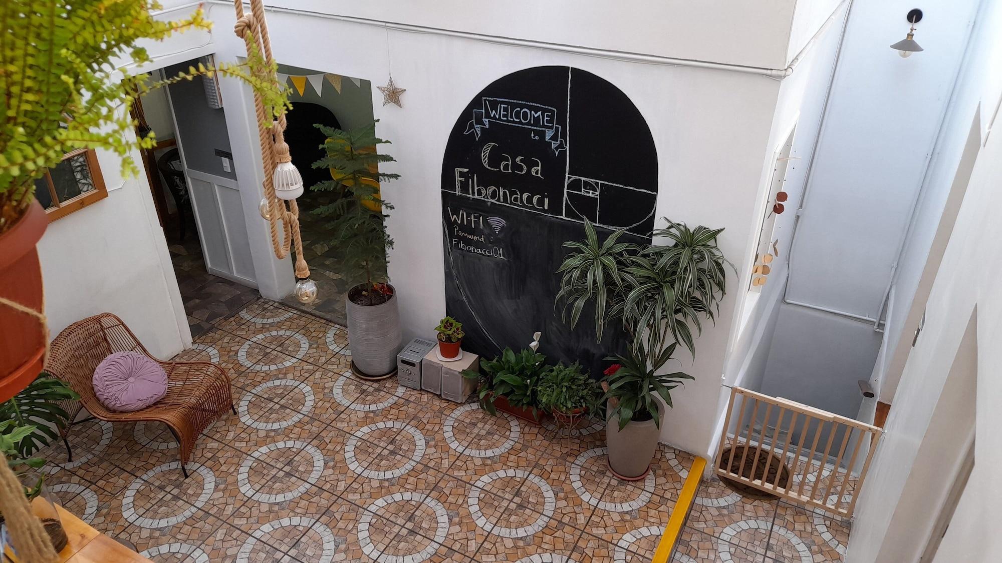 Comodidades del Alojamiento Hostal Casa Fibonacci