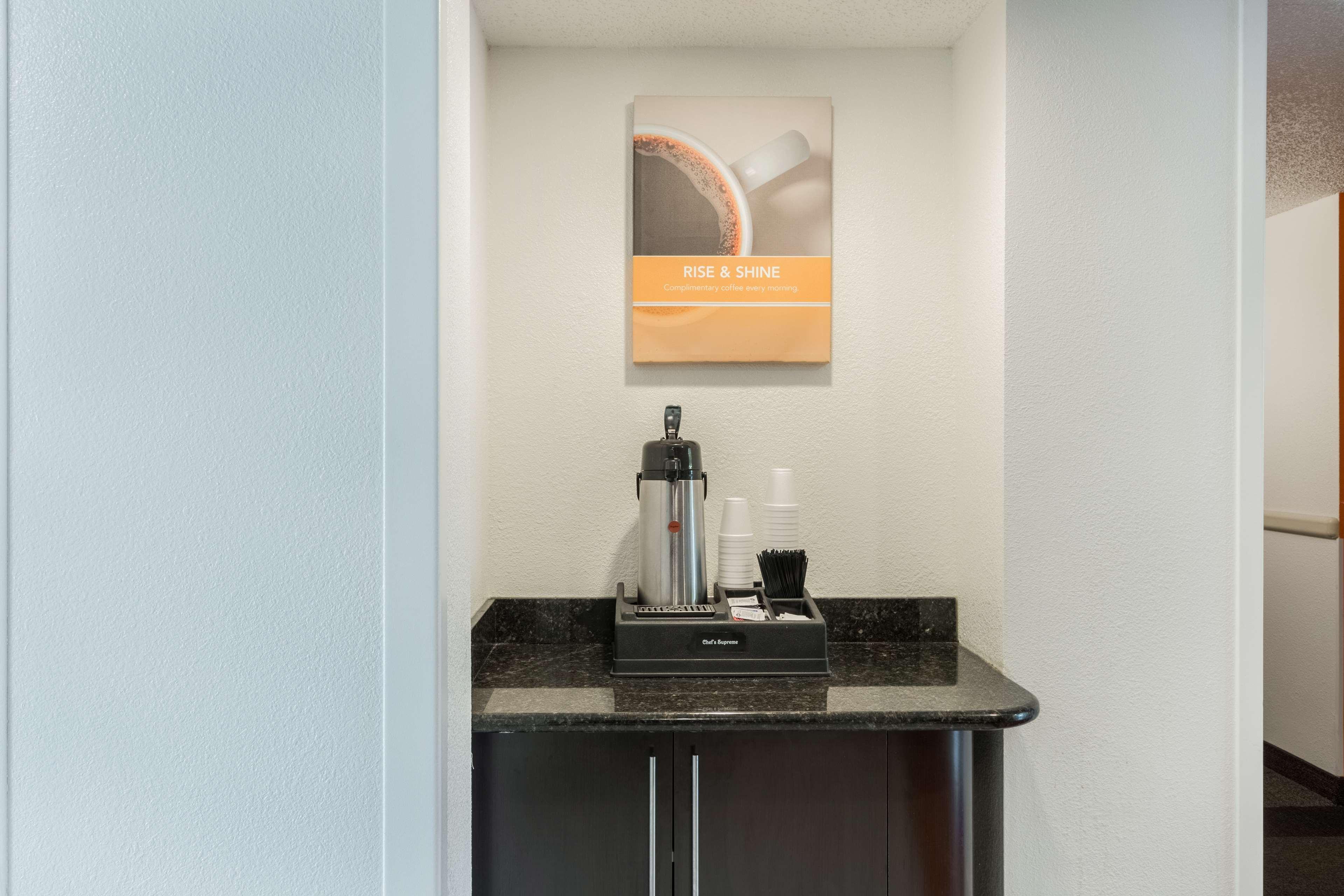 Restaurant Motel 6 Irving, TX - DFW Airport North