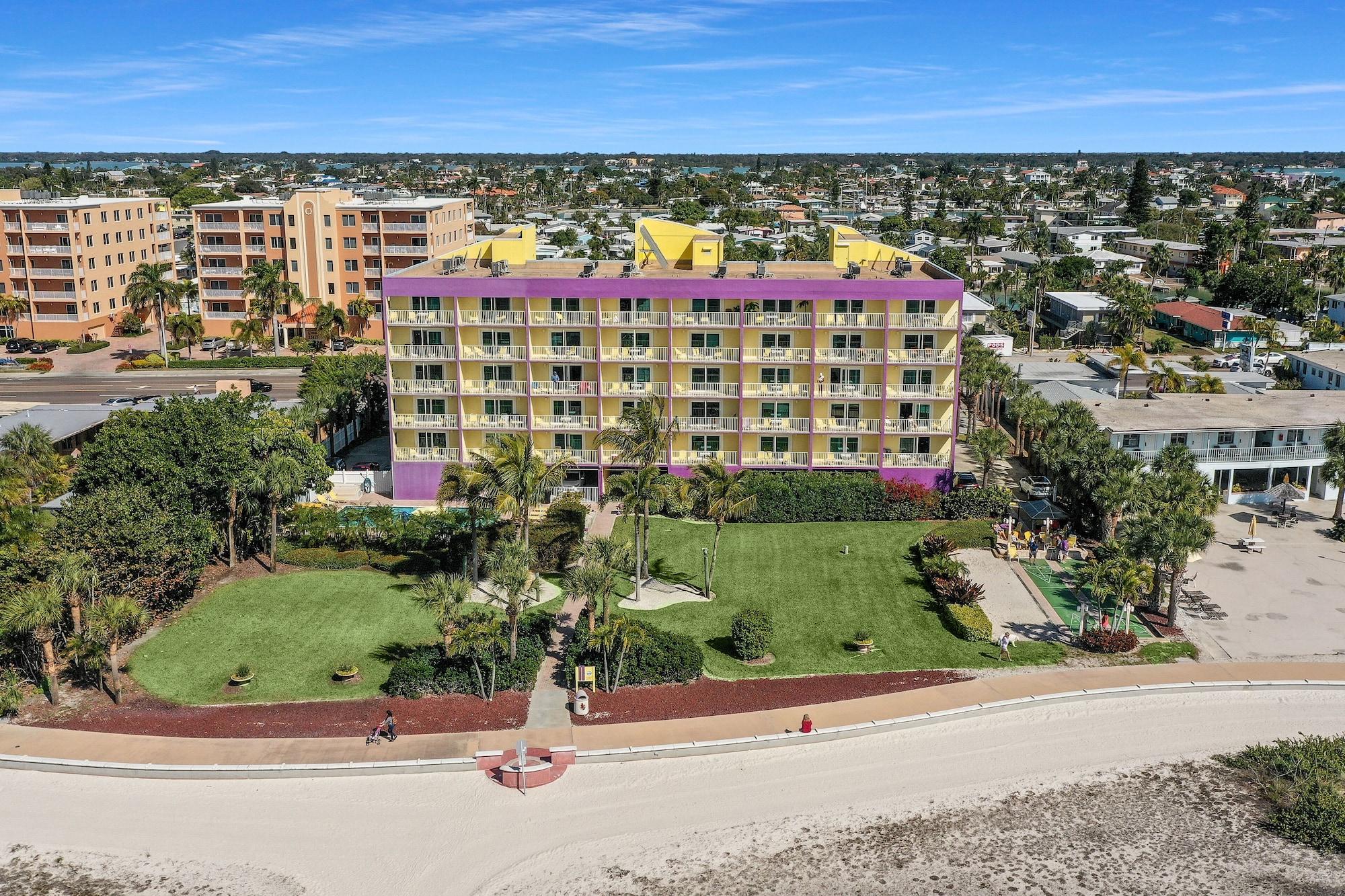 Varios South Beach Oceanfront Resort