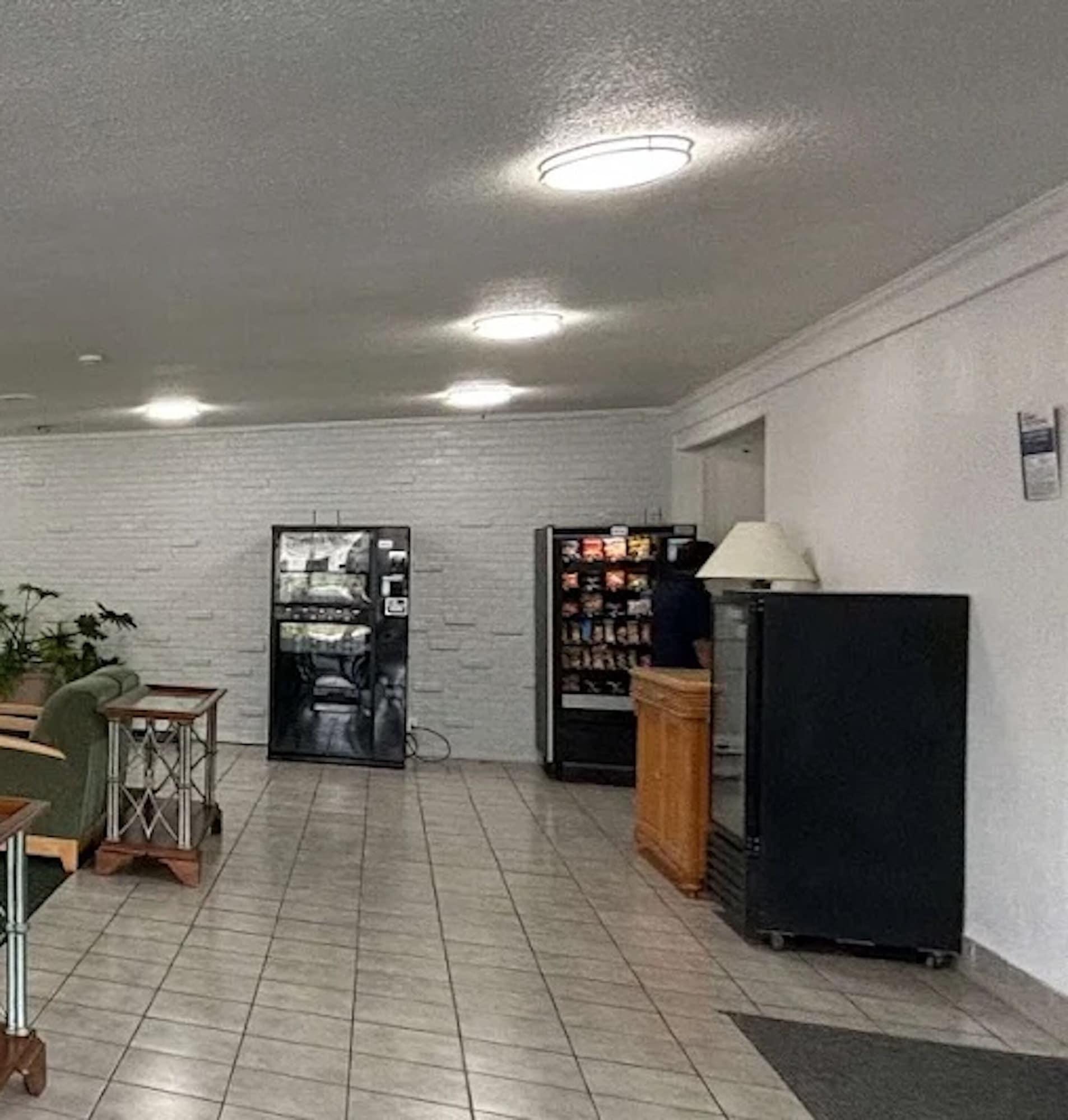 Vista Lobby Motel 6 Pocomoke City, MD