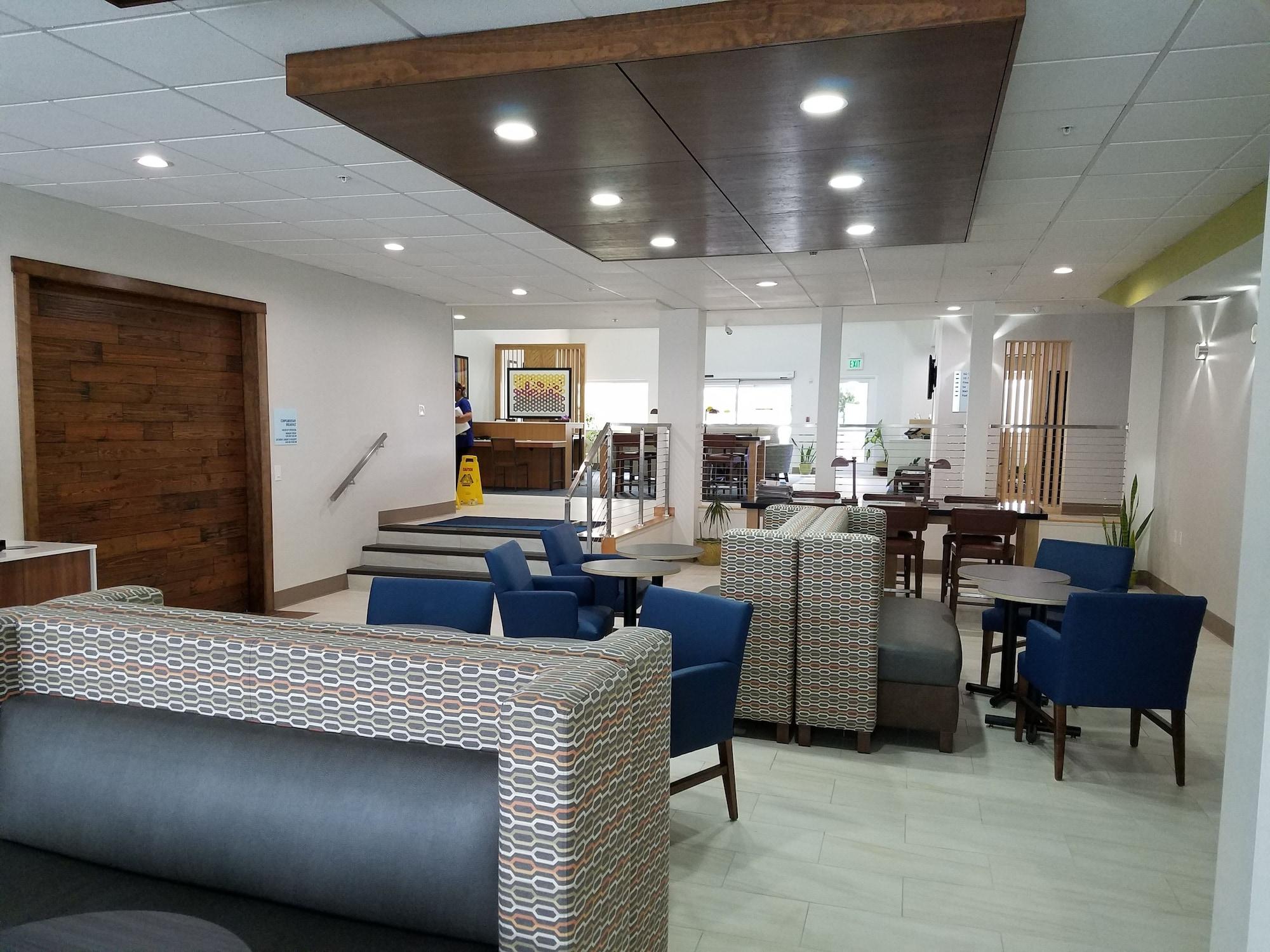 Restaurant Holiday Inn Express & Suites Everett by IHG