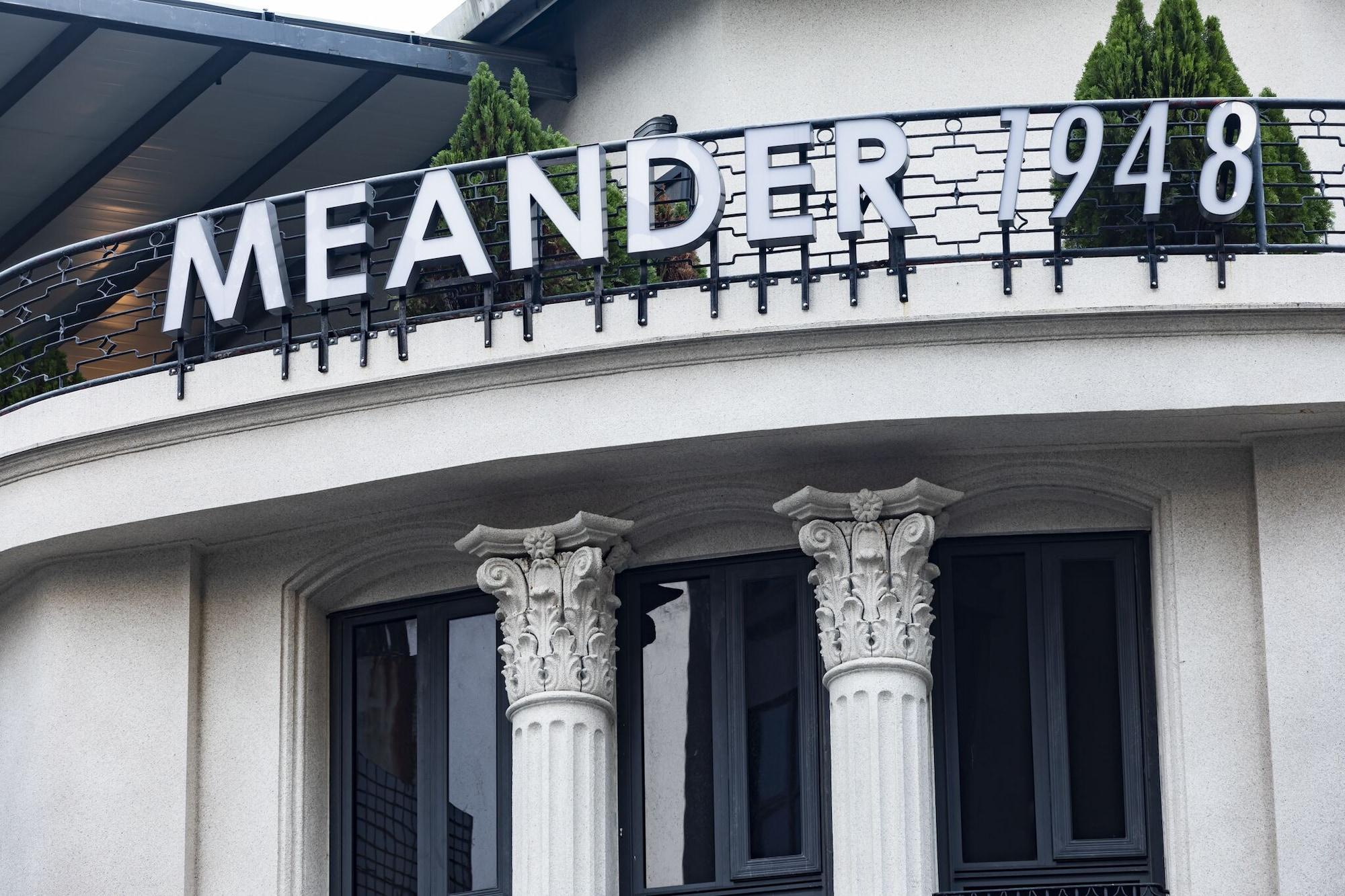 Vista Exterior MEANDER 1948