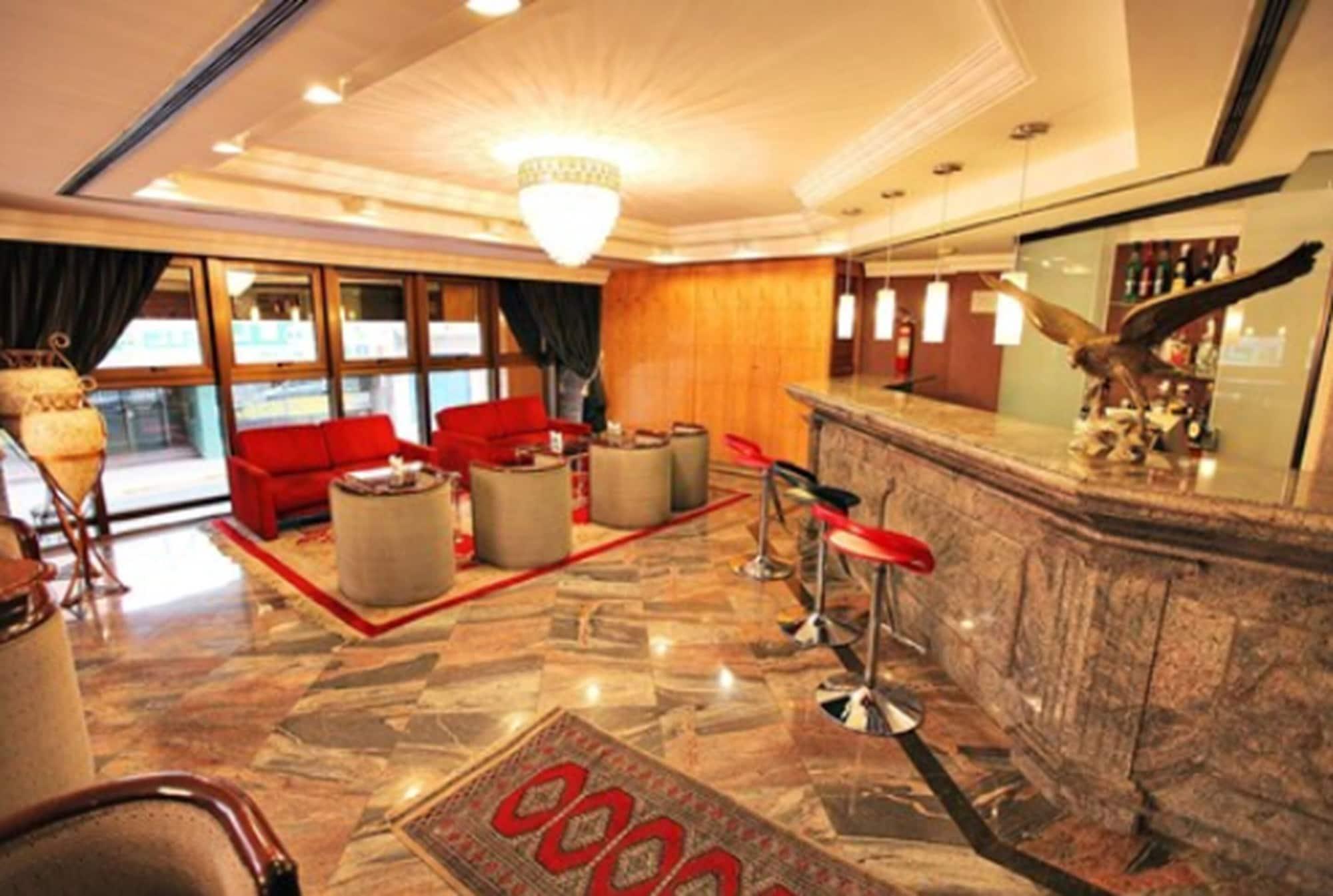 Bar/Salón Sabe Center Hotel