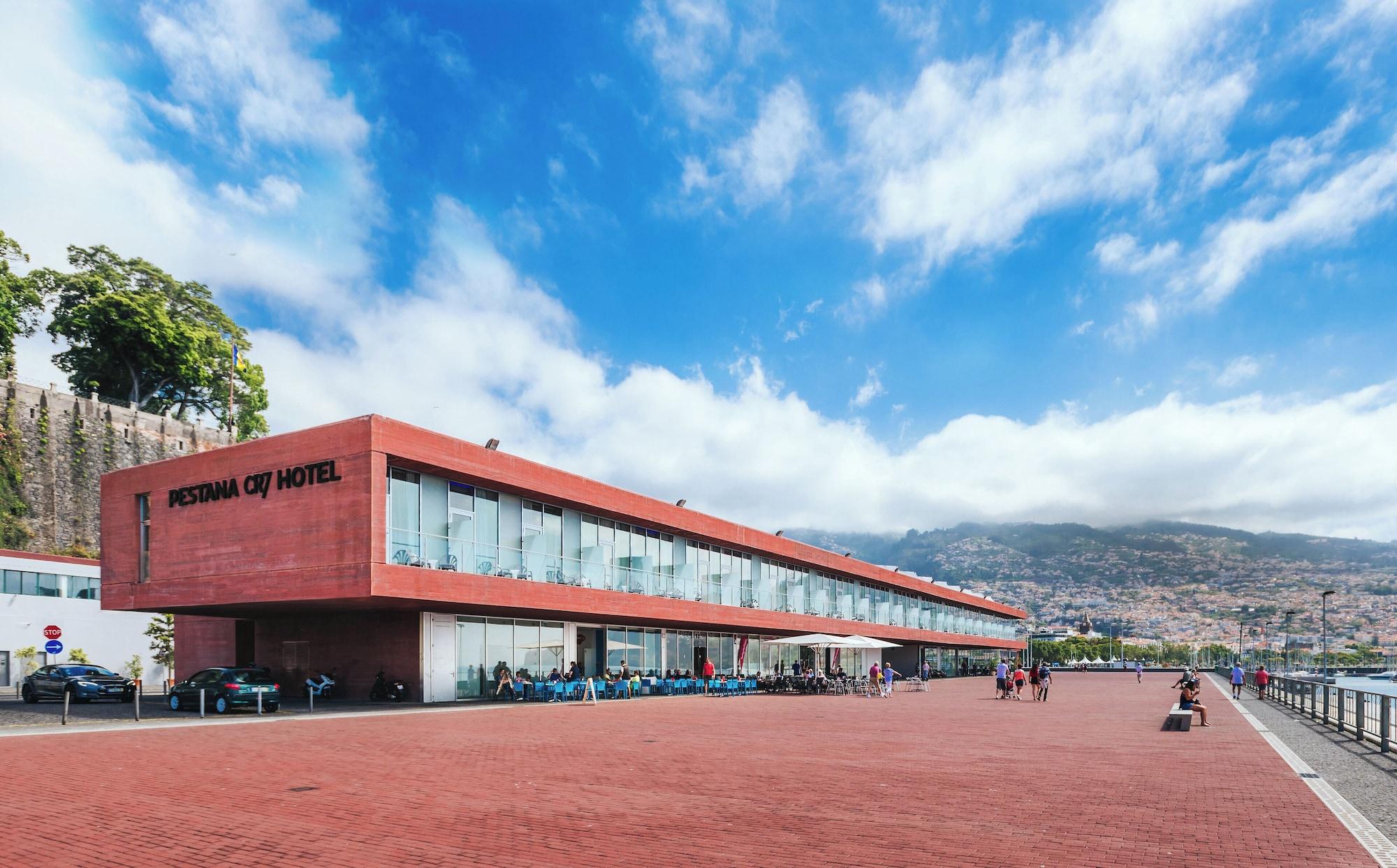 Vista Exterior Pestana CR7 Funchal