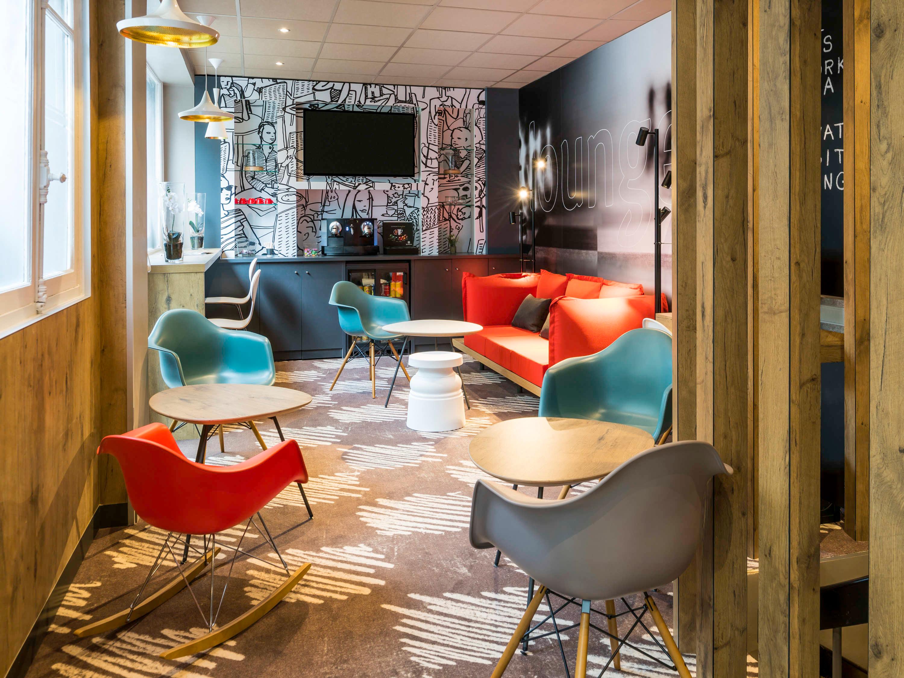 Vista Lobby ibis Clichy Centre Mairie