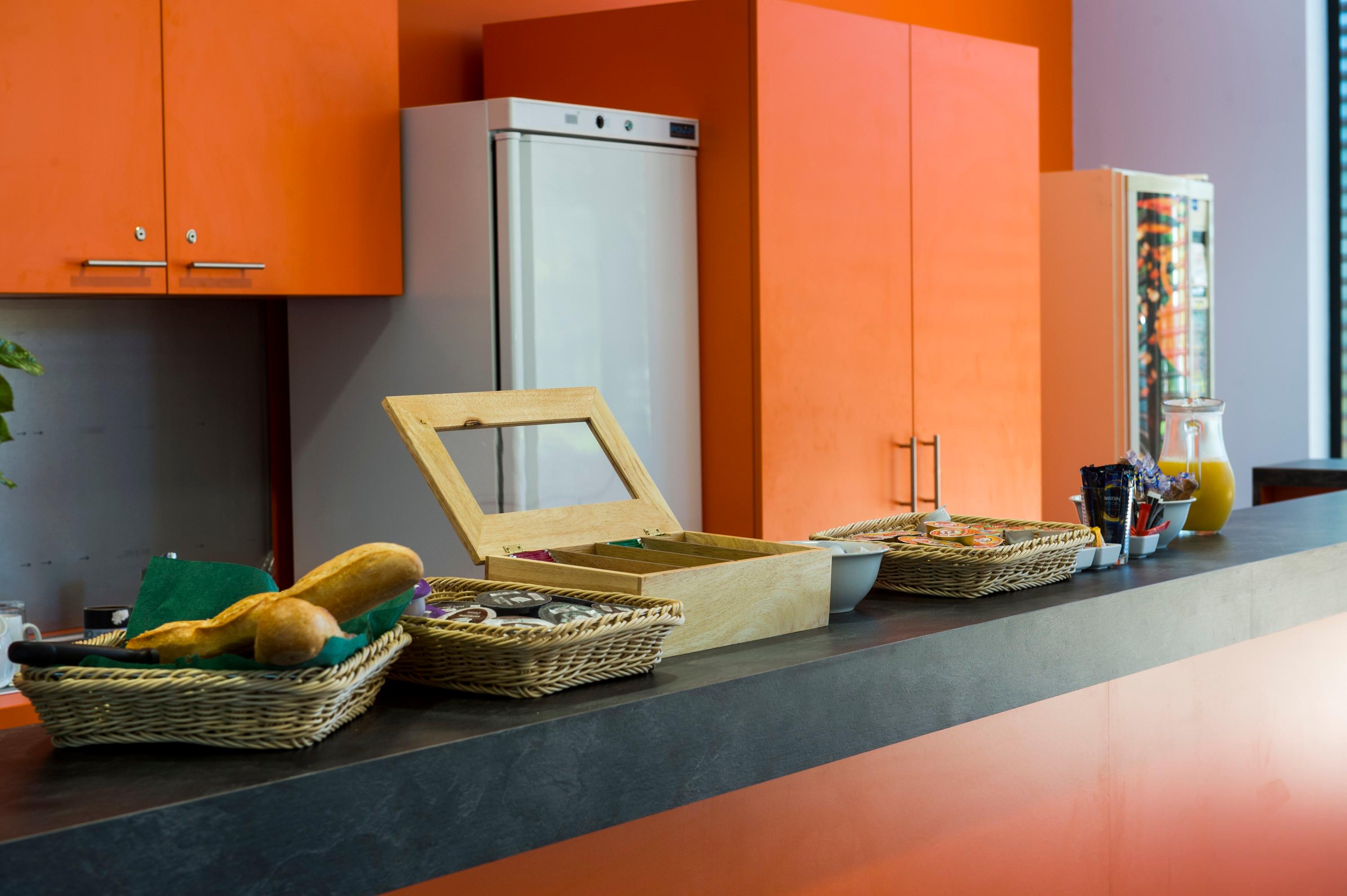 Restaurant Adonis Dijon Maison Internationale