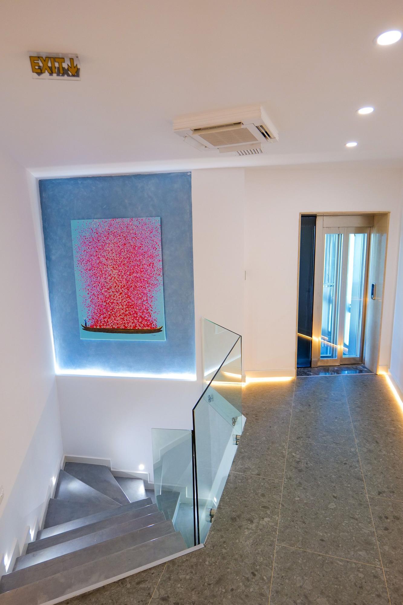Vista Lobby Blue Boutique Hotel