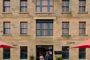 Alojamiento - The Henry Jones Art Hotel