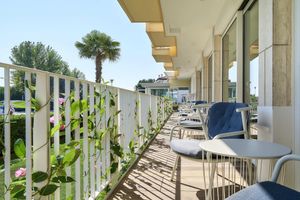 Alojamiento - Junior Family Hotel