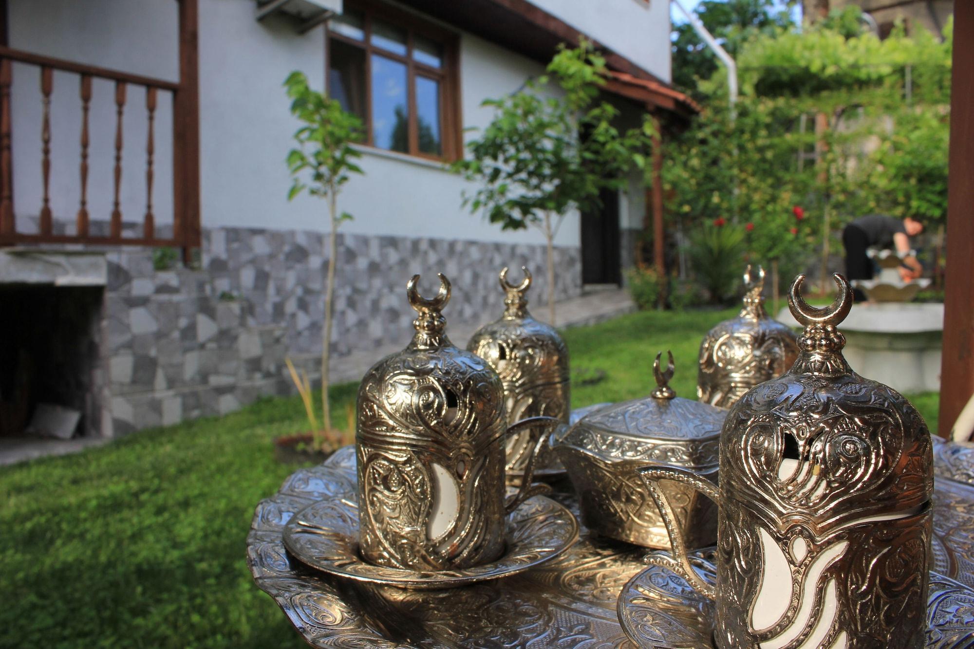 Vista Exterior Emiroglu Konak