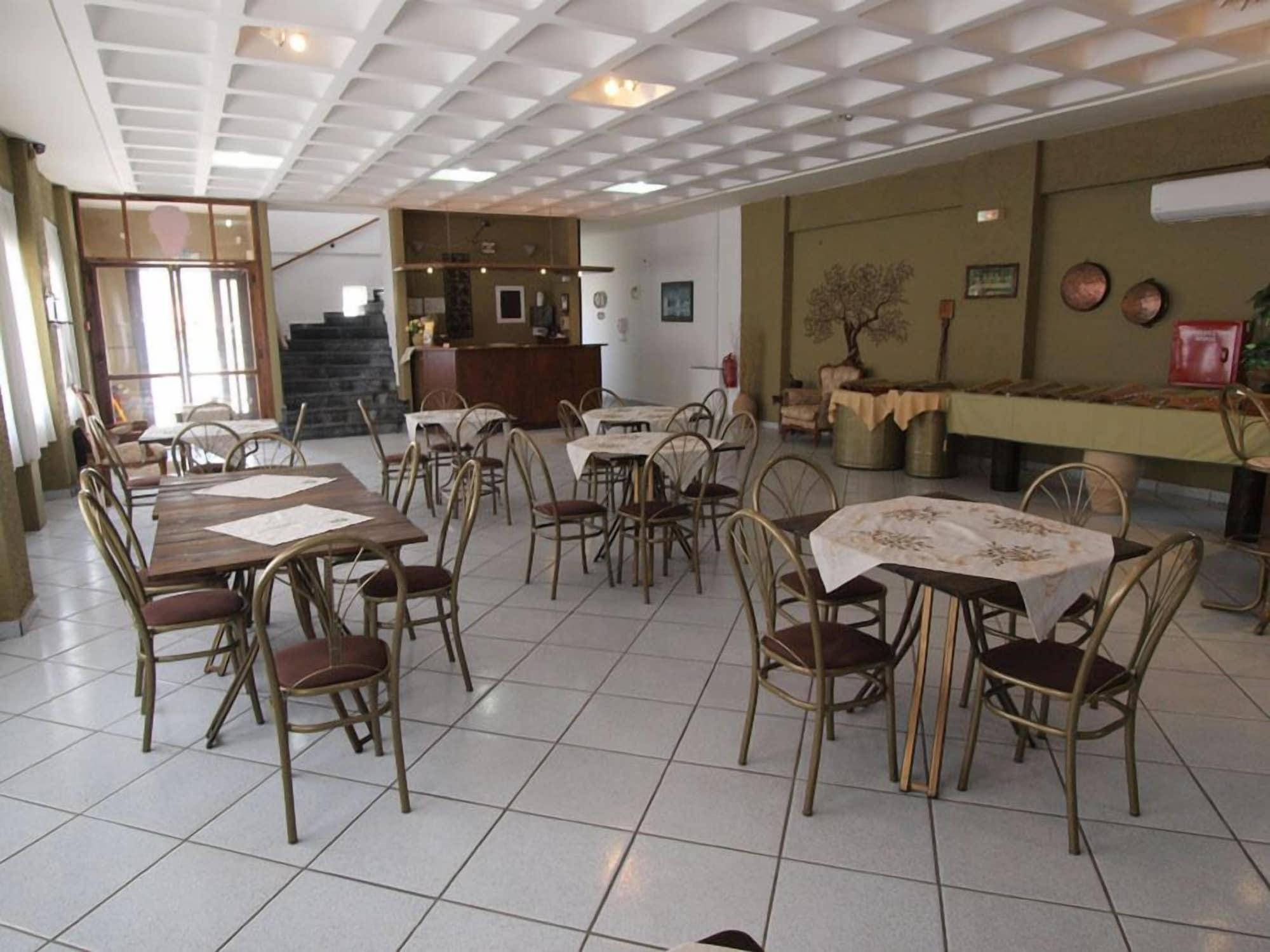 Restaurant Kleopatra Traditional Hotel Apartments