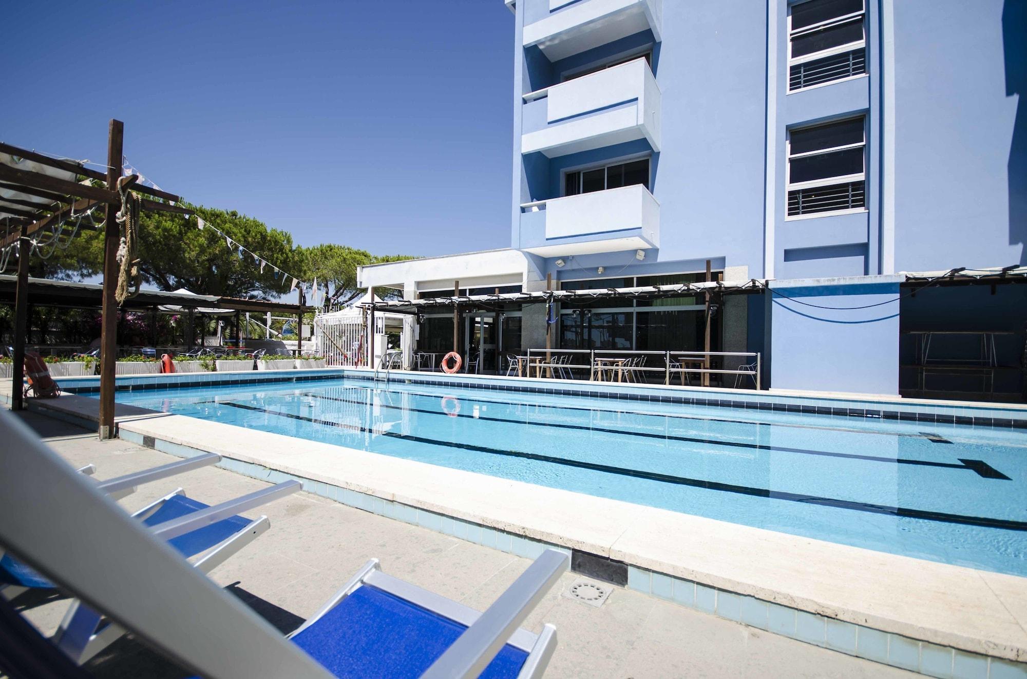 Instalaciones Recreativas Hotel Helios