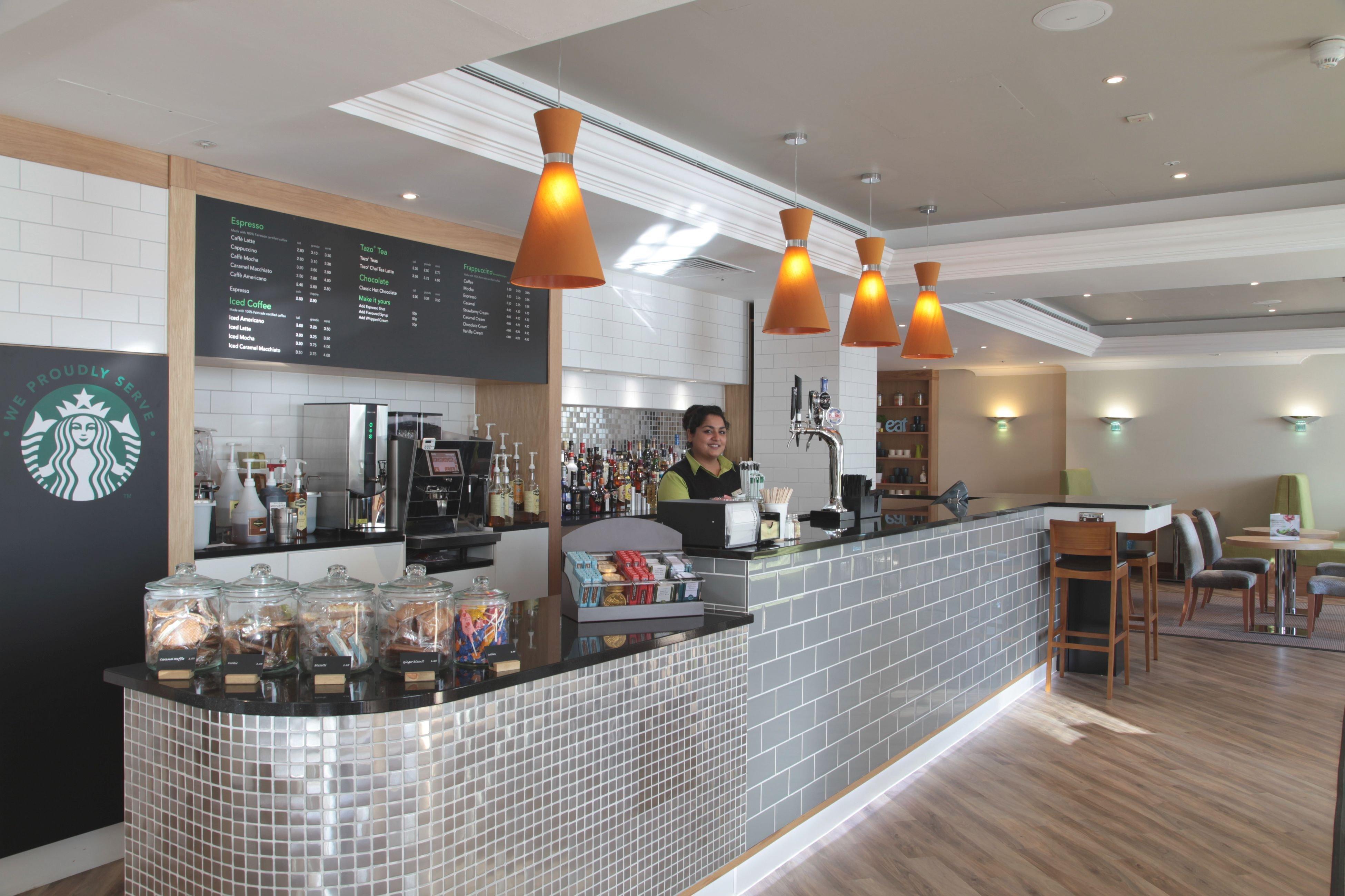 Bar/Salón B&B HOTEL London Heathrow -Ex Colnbrook Hotel