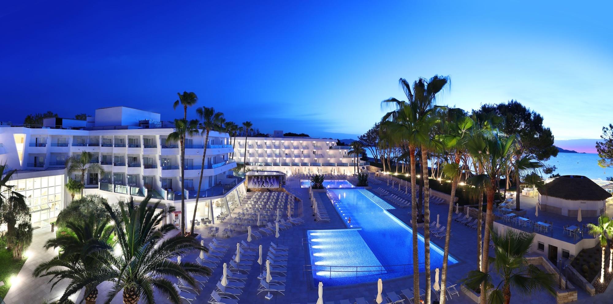 Vista Exterior Iberostar Waves Playa de Muro
