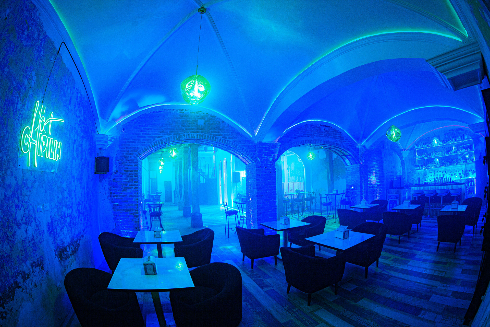 Bar/Salón Hot Chipilin