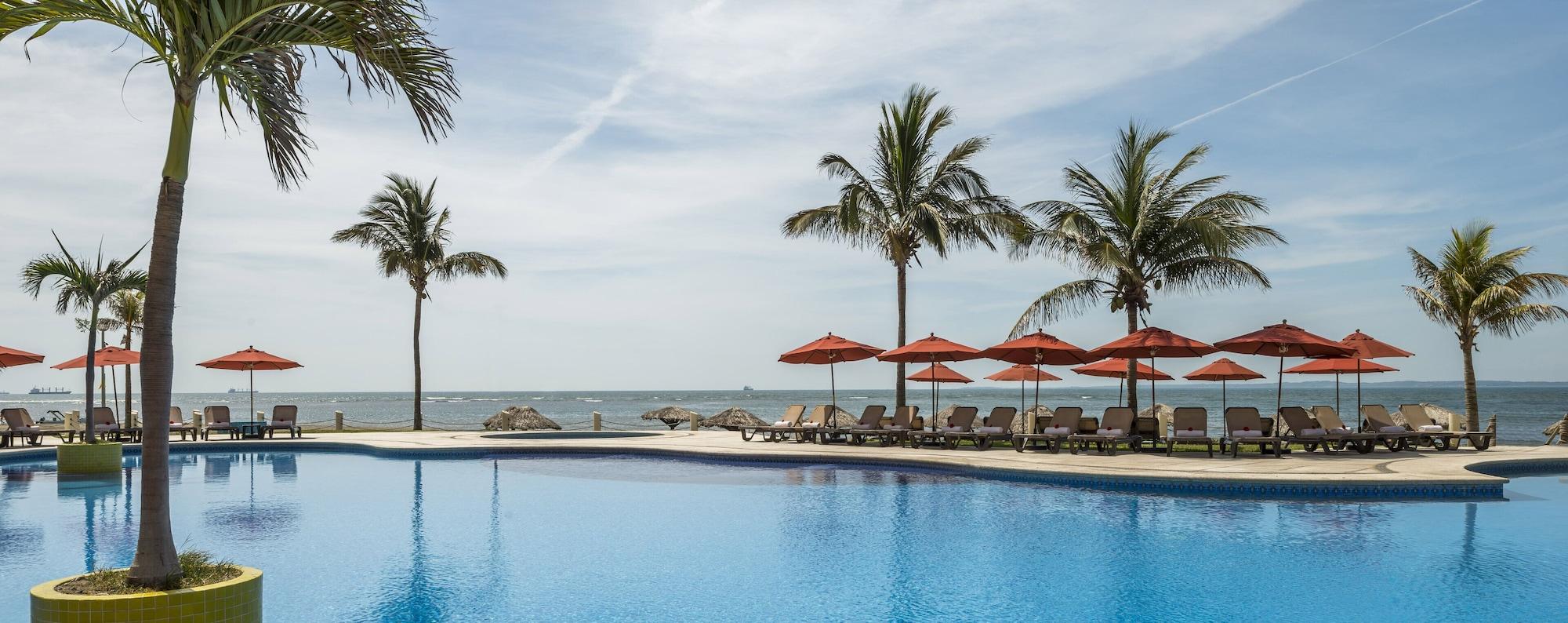 Vista Piscina Camino Real Veracruz