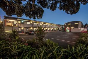 Alojamiento - Landmark Manor Motel