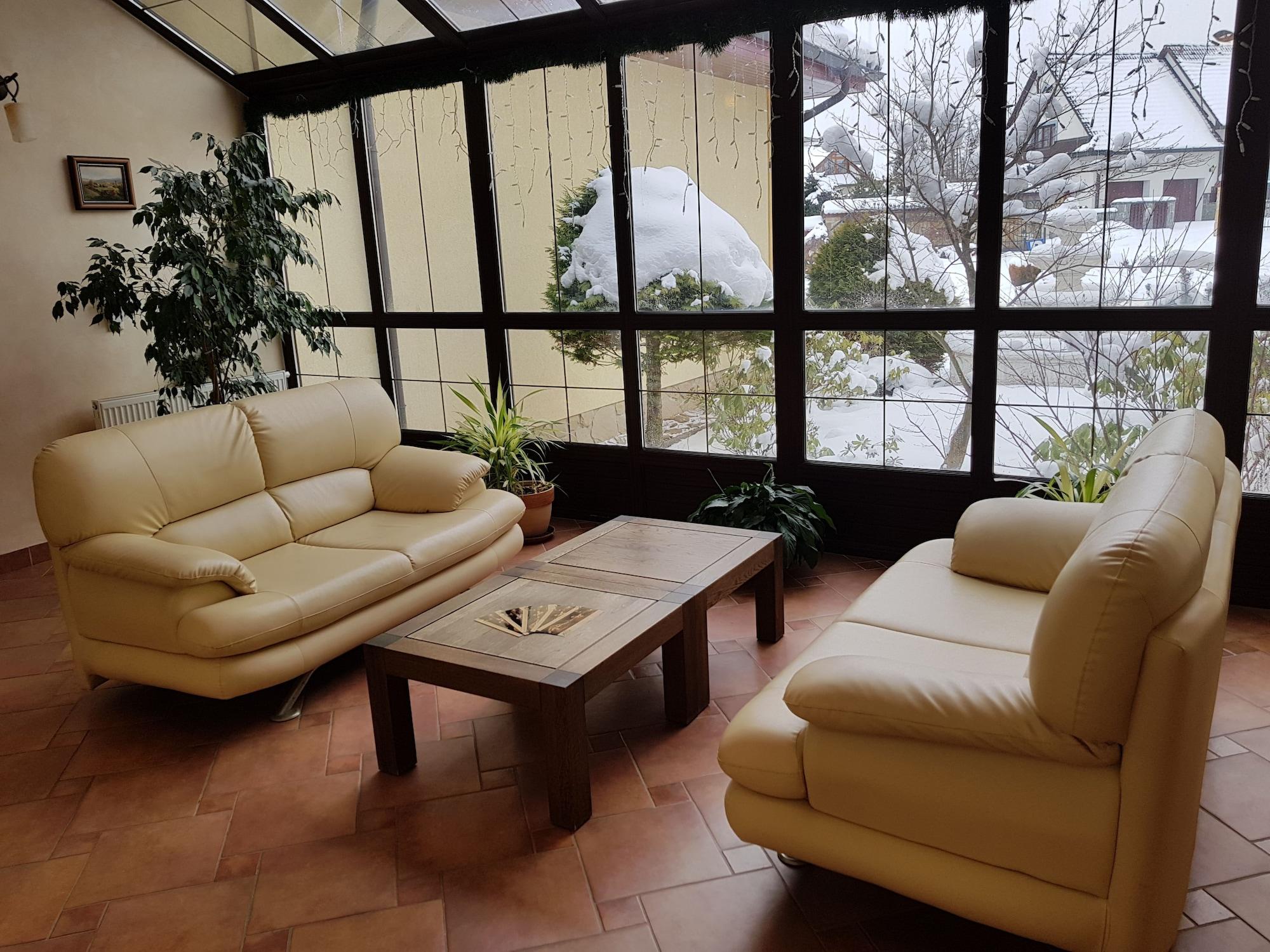 Vista Lobby Hotel Amalia