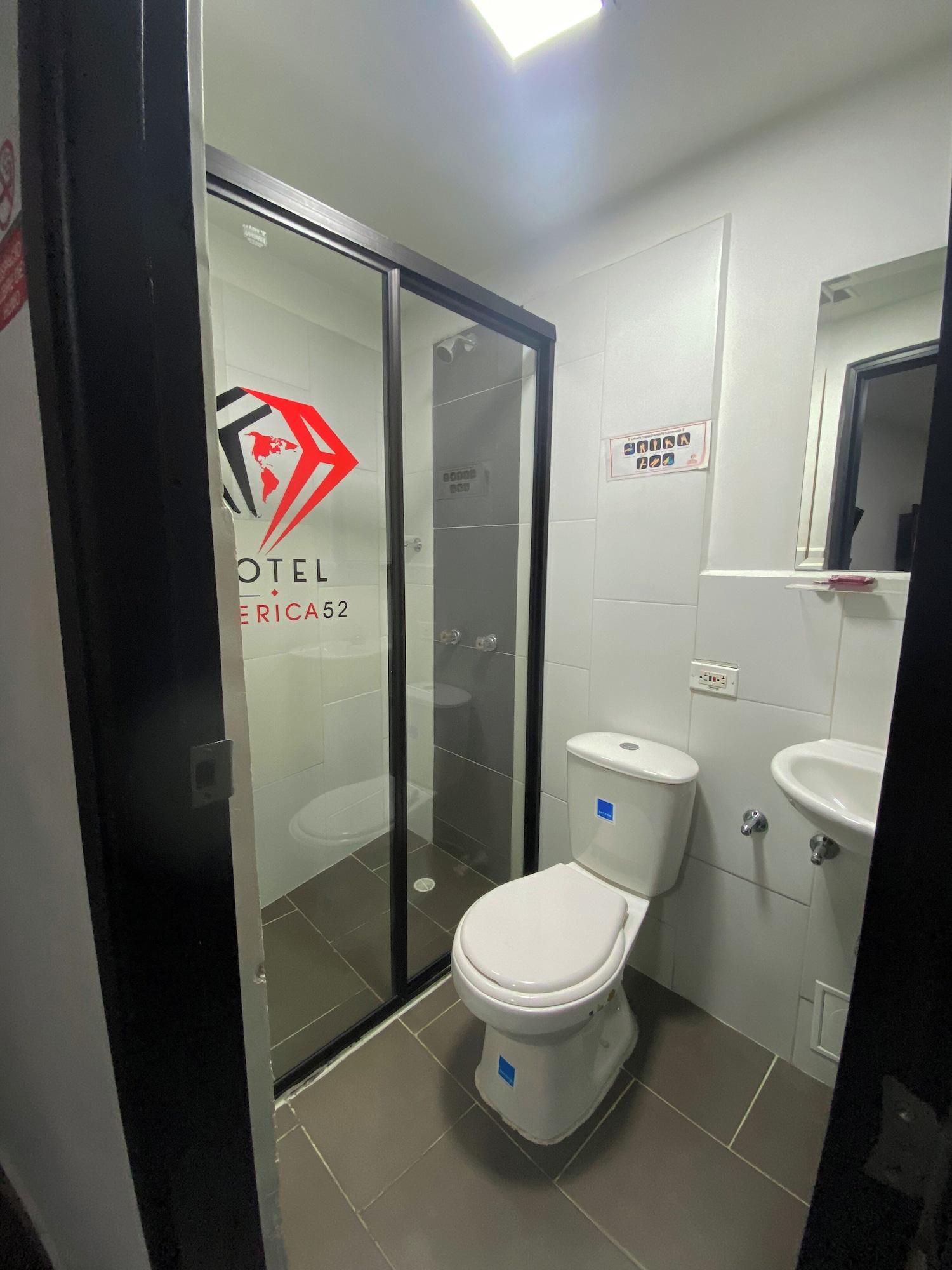 Equipamiento de Habitación America 52
