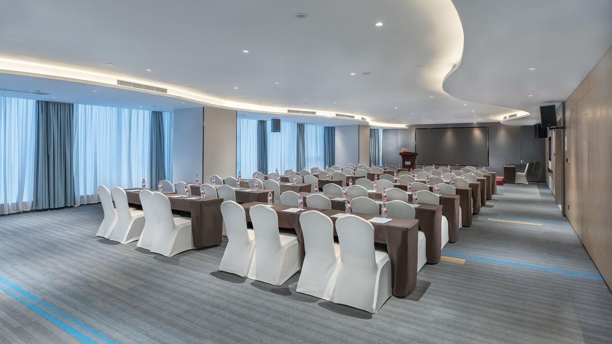 Sala de Reuniones Holiday Inn Express Changsha Wuyi Plaza by IHG