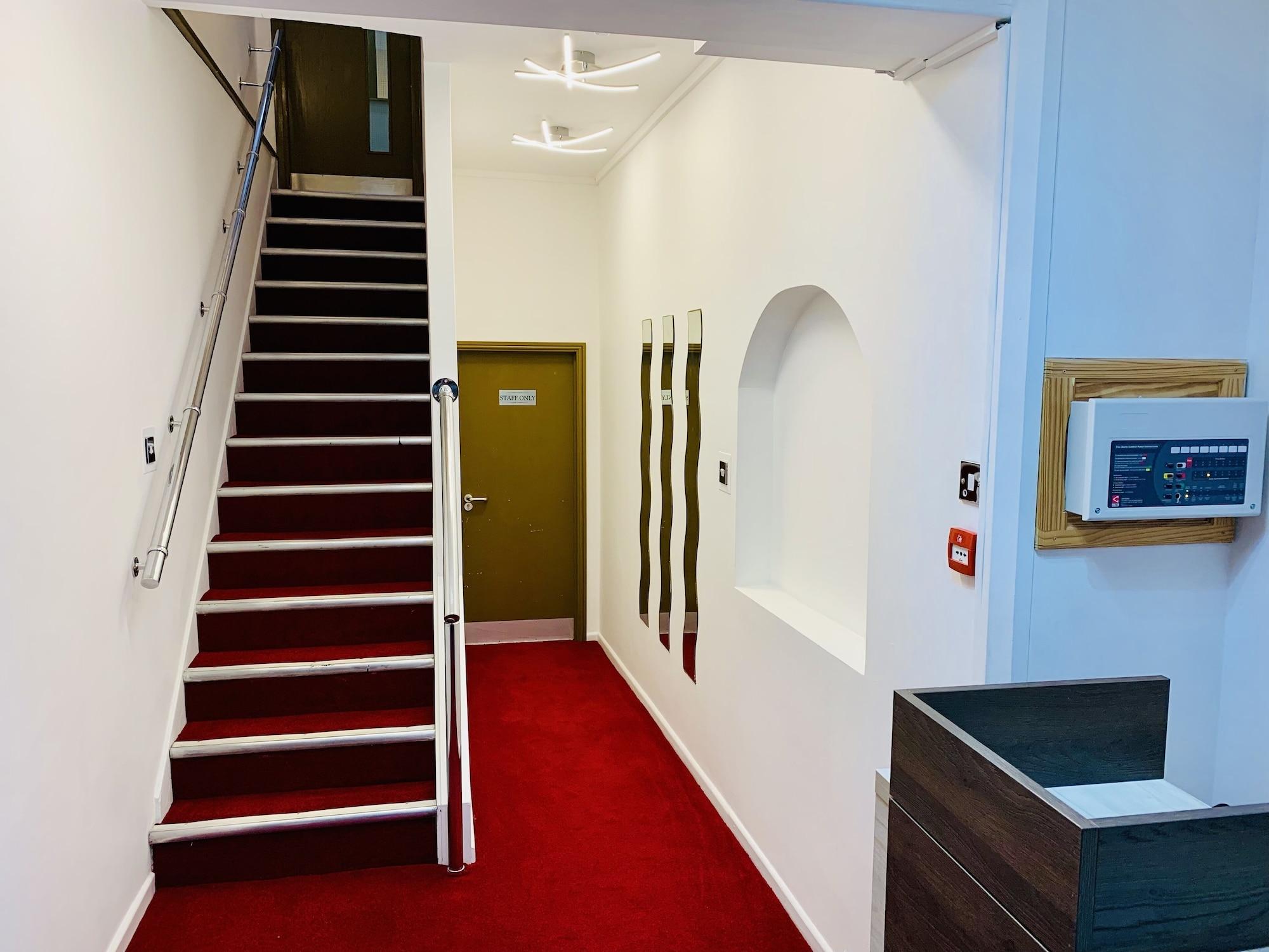 Vista Lobby De Regency Style Hotel