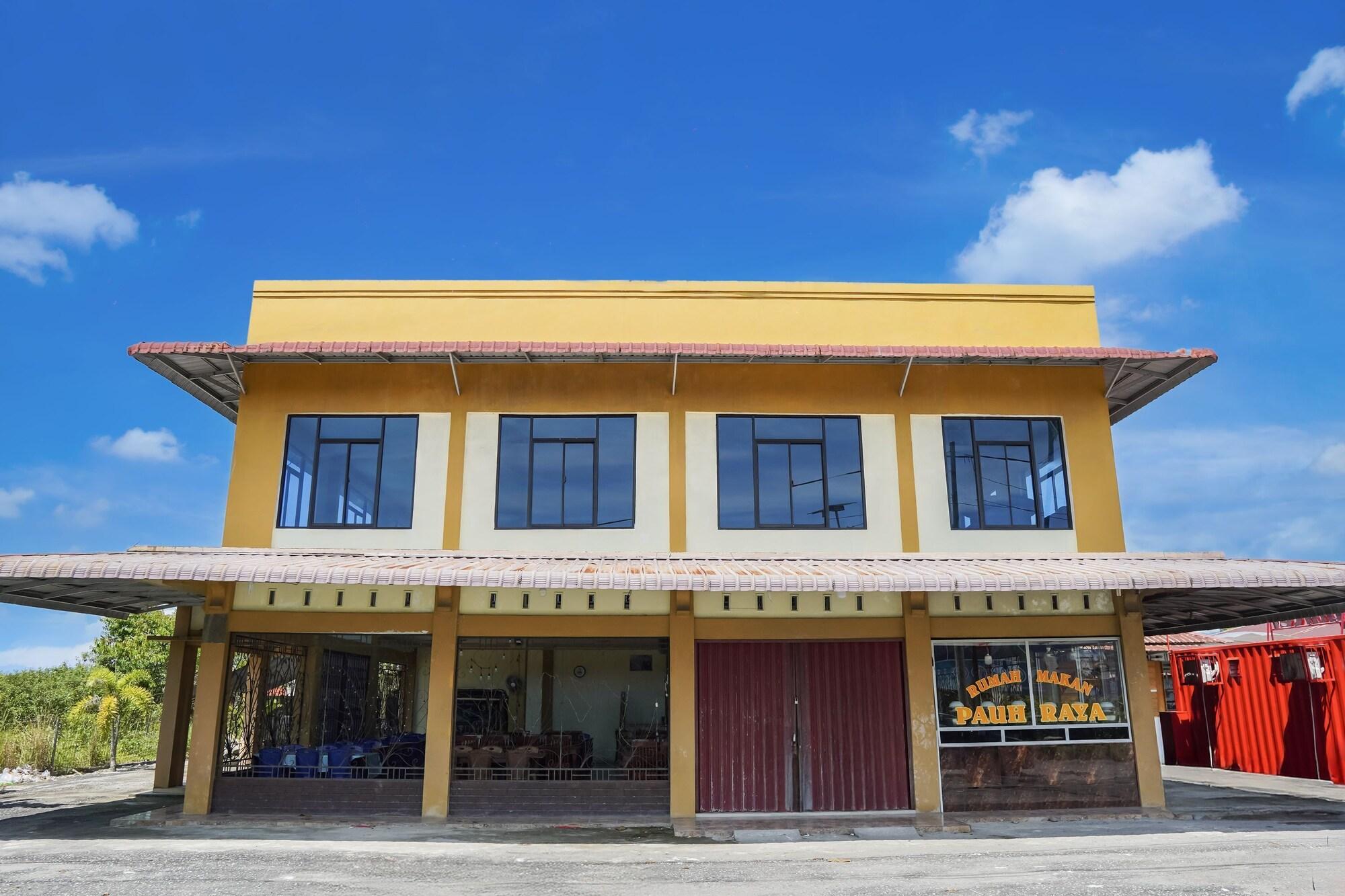 Varios Hotel O Roda Inn