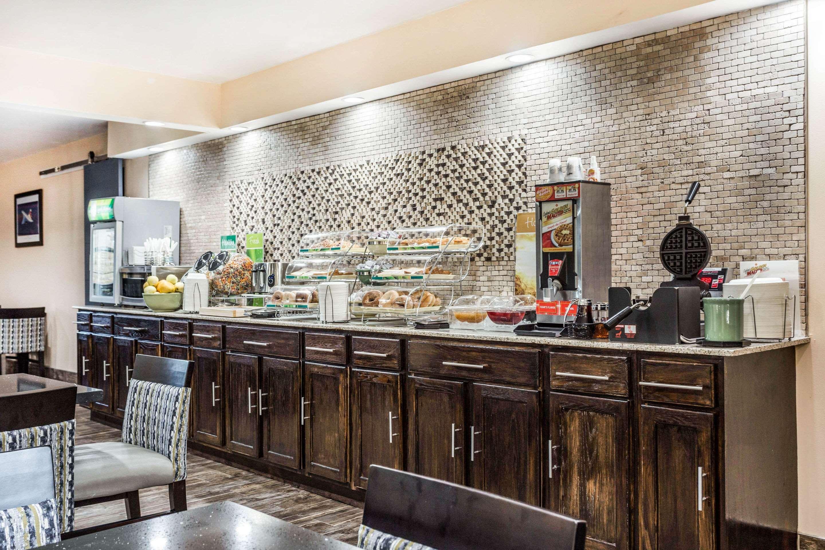 Restaurant Quality Inn Charlotte Airport