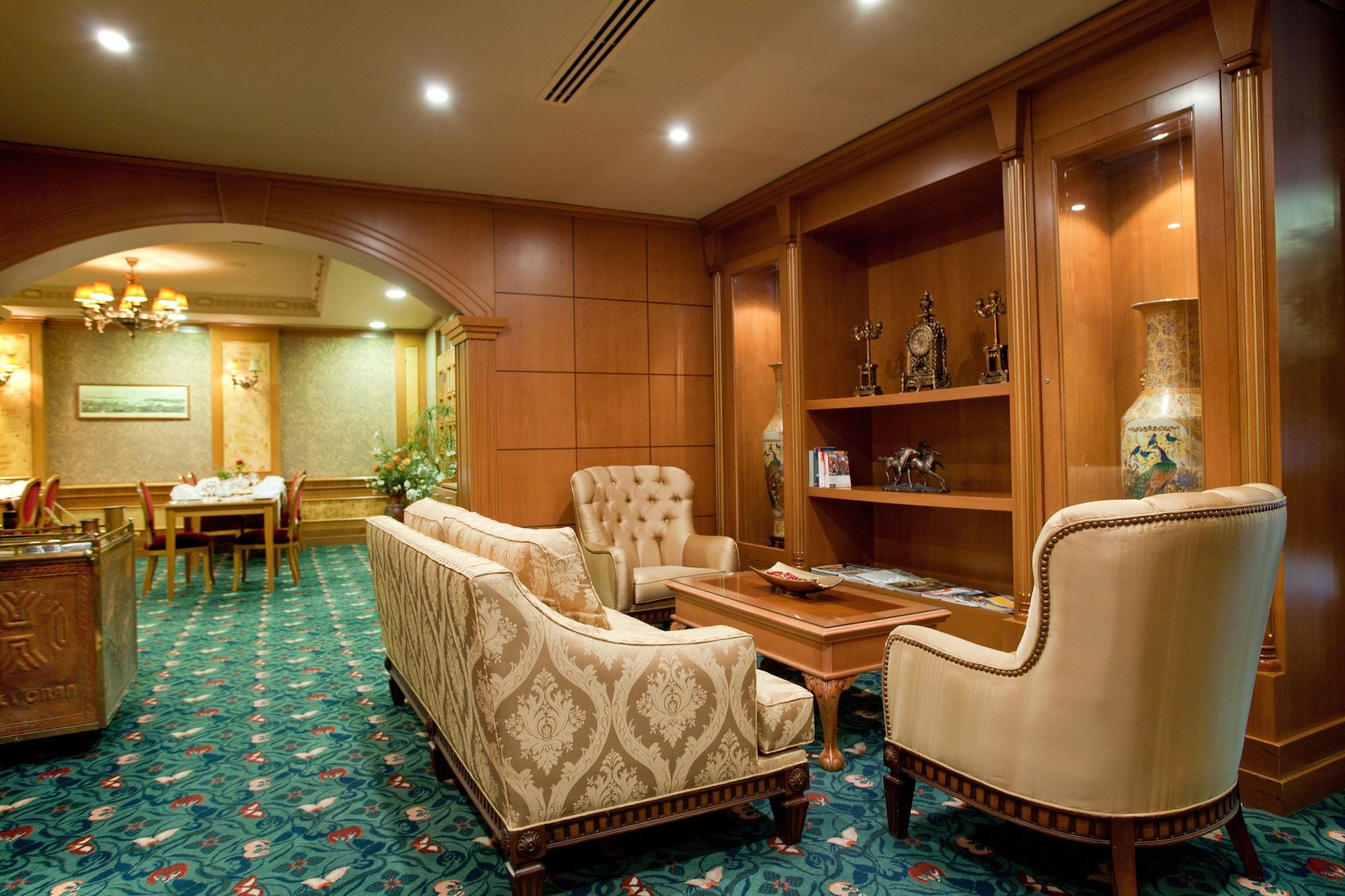Vista Lobby Oran Hotel