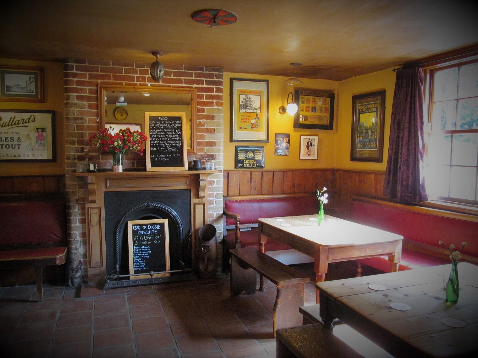 Bar/Salón The Three Horseshoes Warham