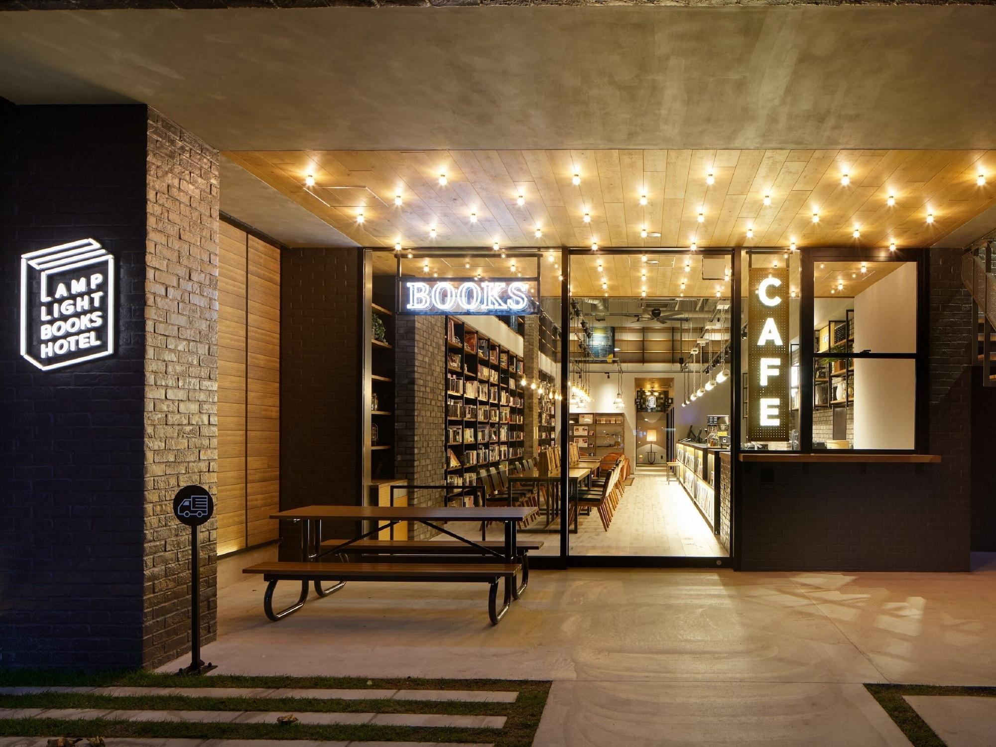Vista Exterior LAMP LIGHT BOOKS HOTEL Fukuoka