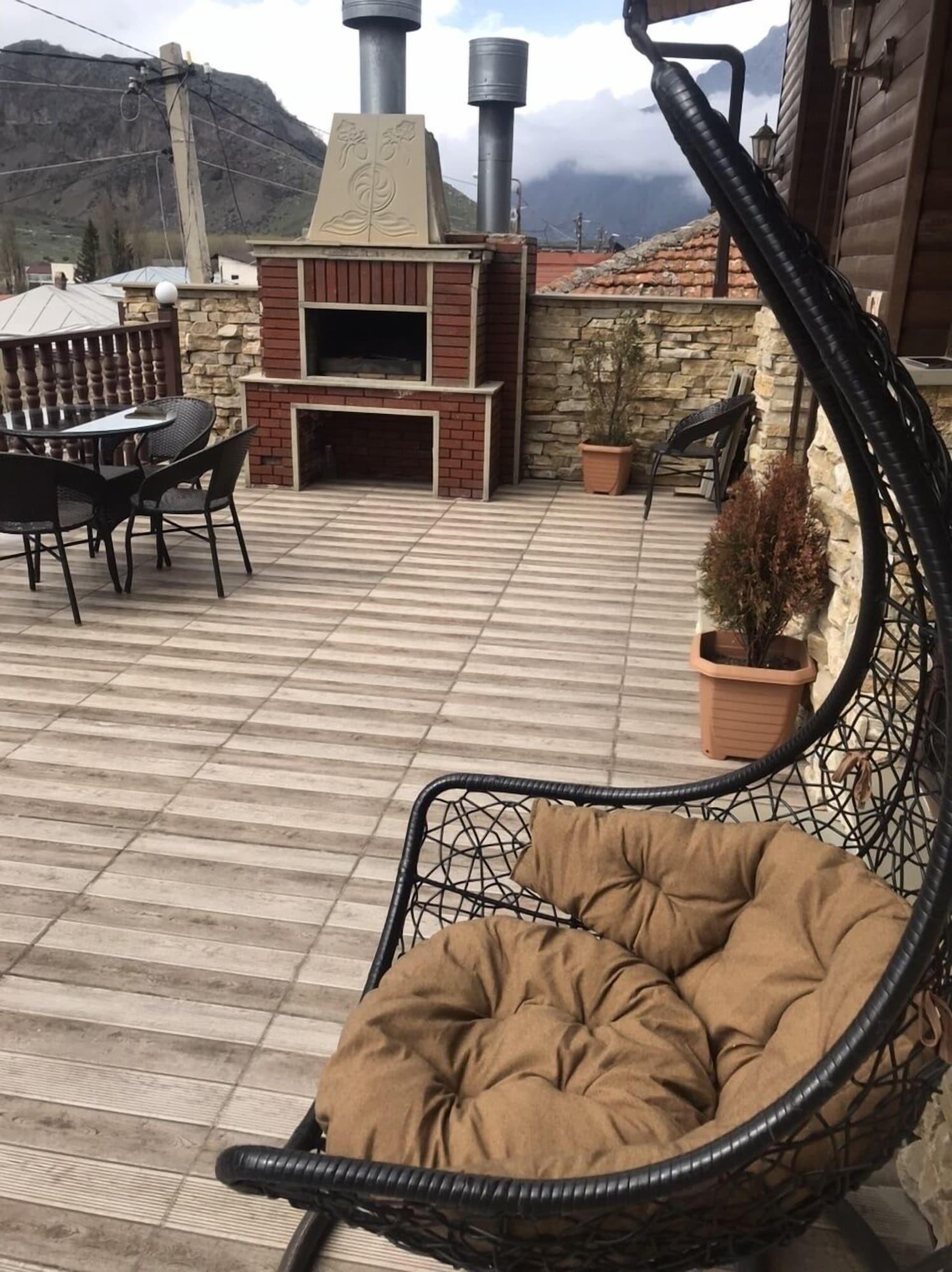 Equipamiento de Habitación Come &Rest