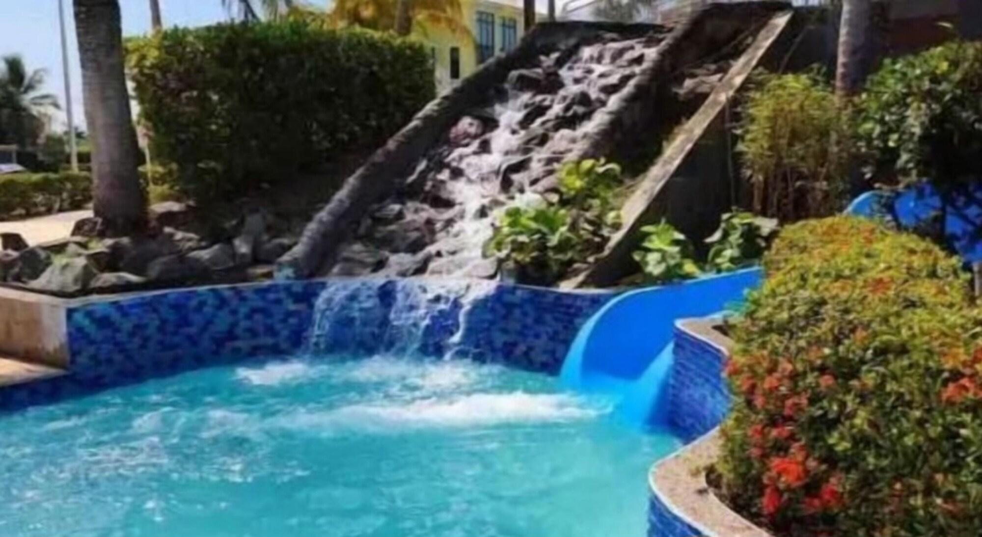 Instalaciones Recreativas Beachside Adventure Suites