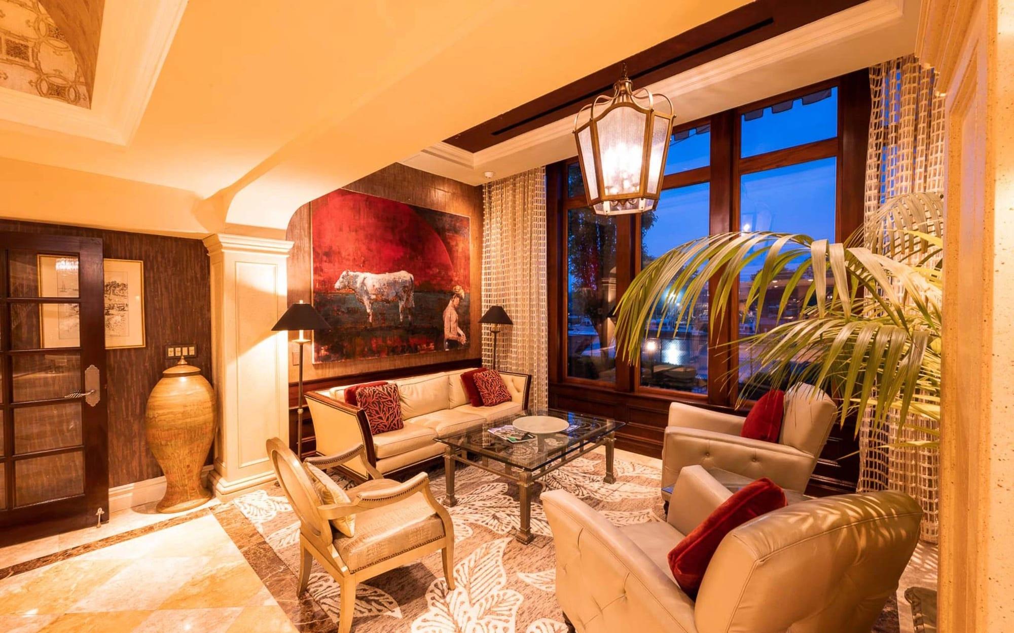 Vista Lobby Delamar Greenwich Harbor