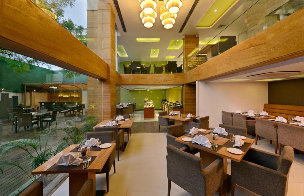 Vista Exterior Quality Inn Gurgaon