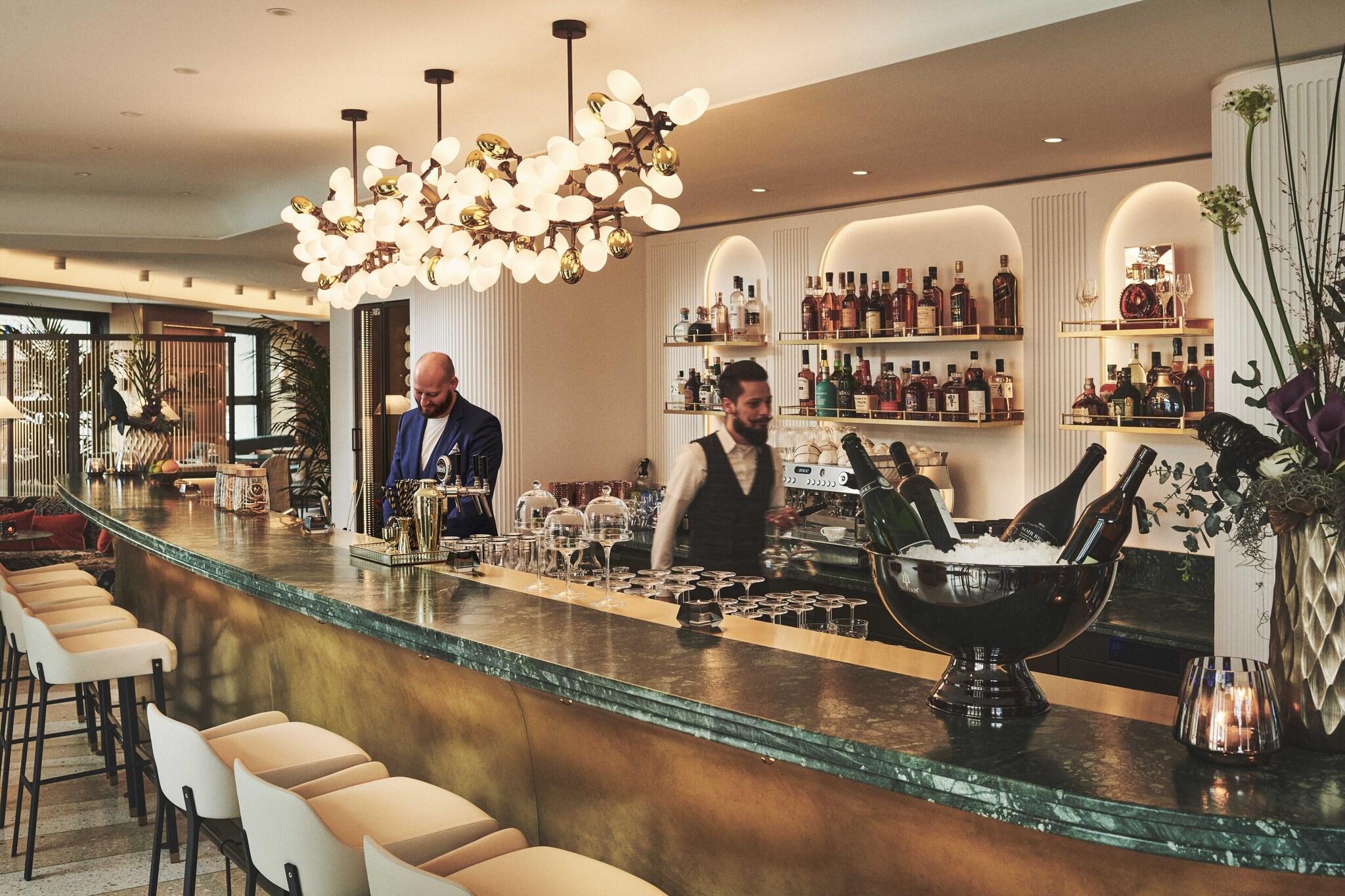 Bar/Salón Small Luxury Hotel Ambassador A L'Opera