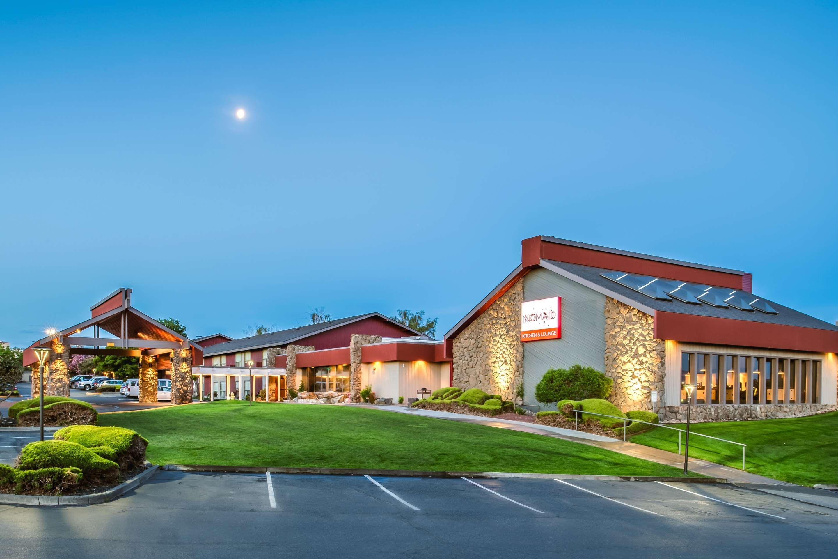 Vista Exterior Red Lion Hotel Kennewick Columbia Center