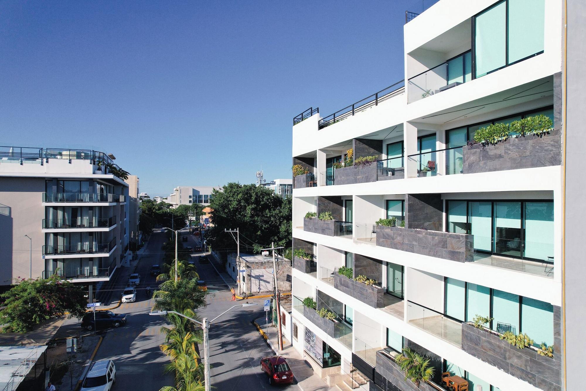 Vista Exterior Torre Diez Grupo Amber - Collection O